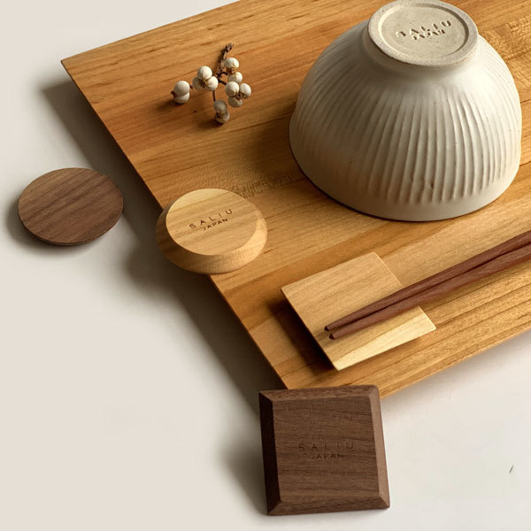 天然櫻木筷子托｜SALIU