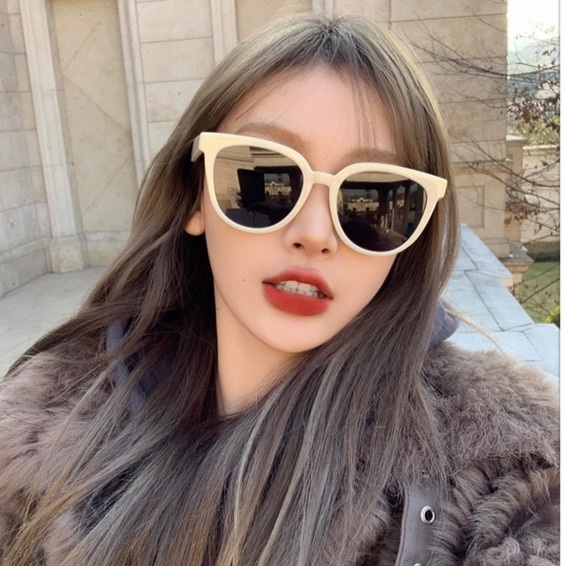 S0123393經典百搭膠框墨鏡/兩色