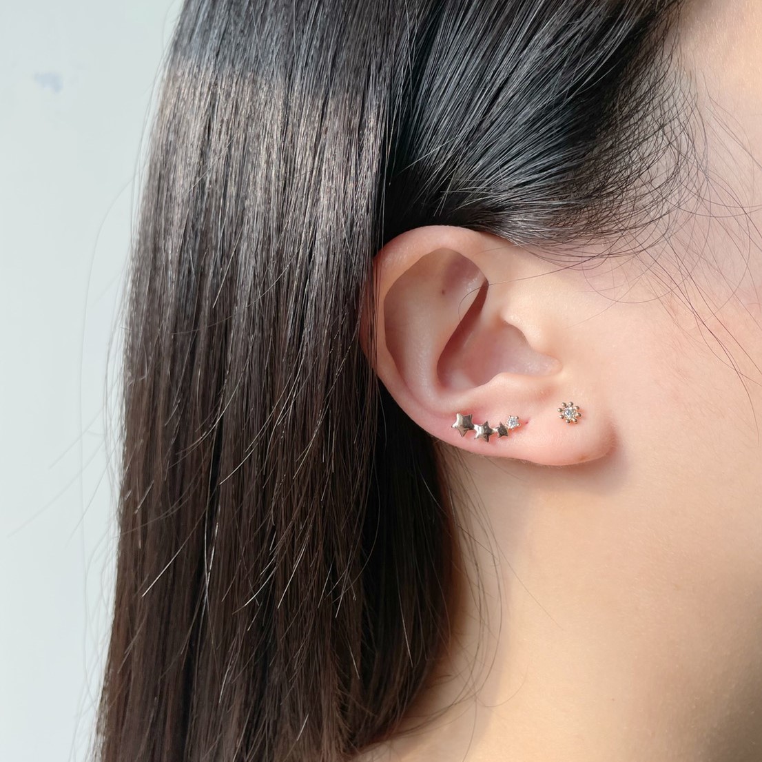 14K顯大小花三分真鑽轉珠耳環