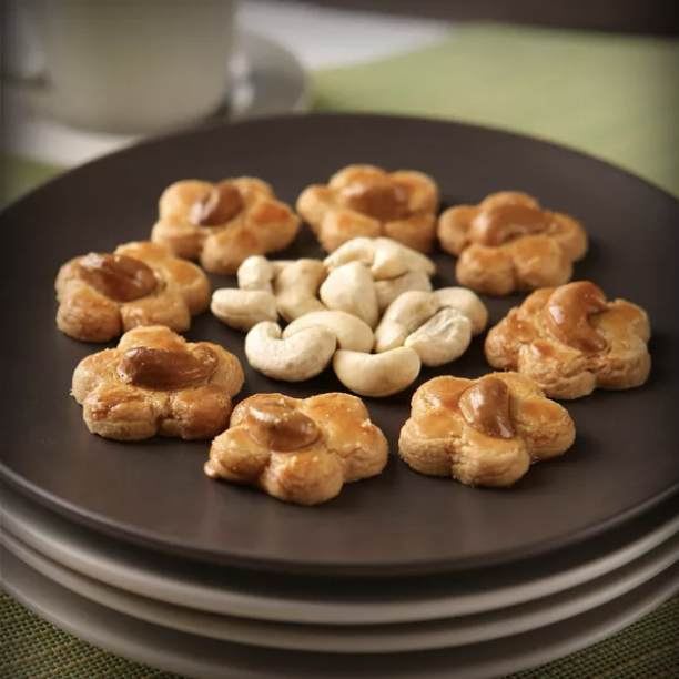 Joyus Pastries Cashew Nut Cookies