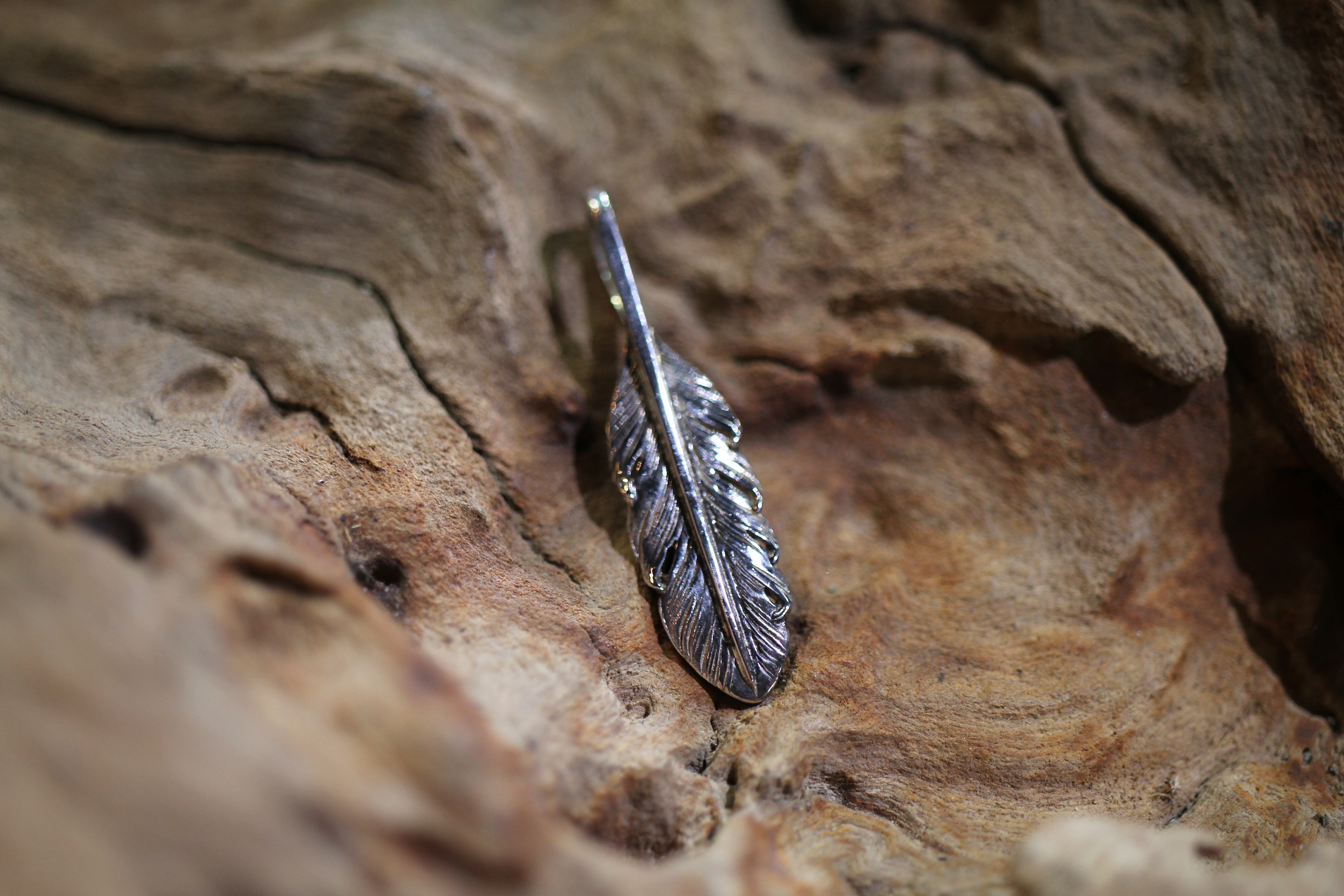 *Black Venom Jewelry- Freedom & Prayer XXS(3cm) 純銀羽毛