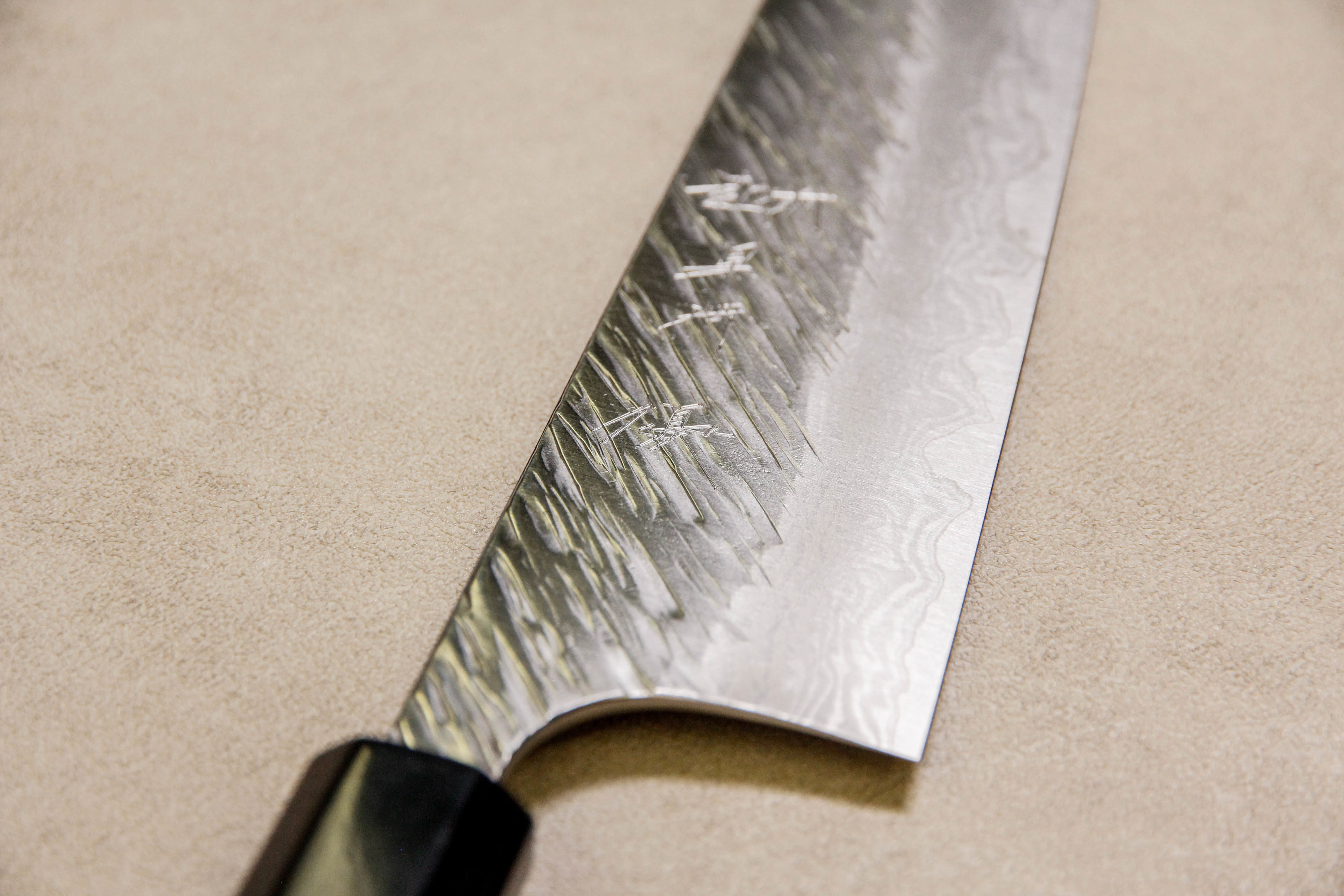 黑崎優風神VG10 牛刀240 mm