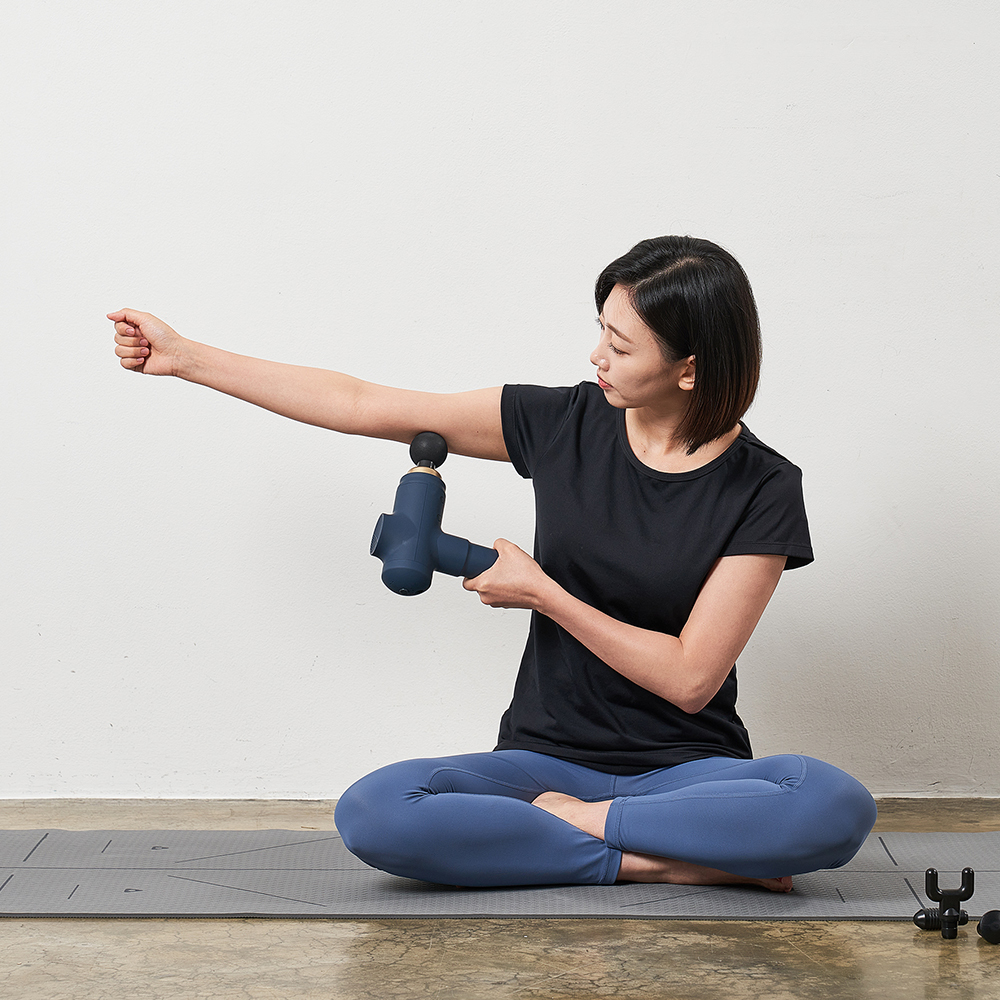 韓國 BODY.LABS - 舒肌活絡按摩槍｜輕巧夠力 10分鐘舒緩頸梗膊痛