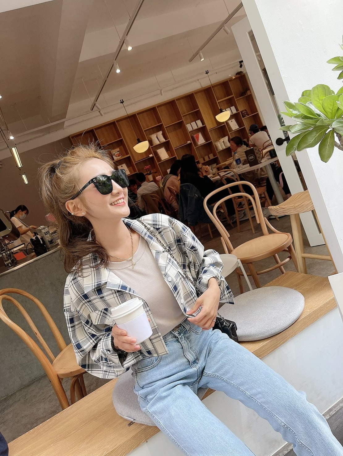 🔥04.07直播新品］🌟明星款墨鏡］🇰🇷正韓超時尚膠框防抗UV墨鏡