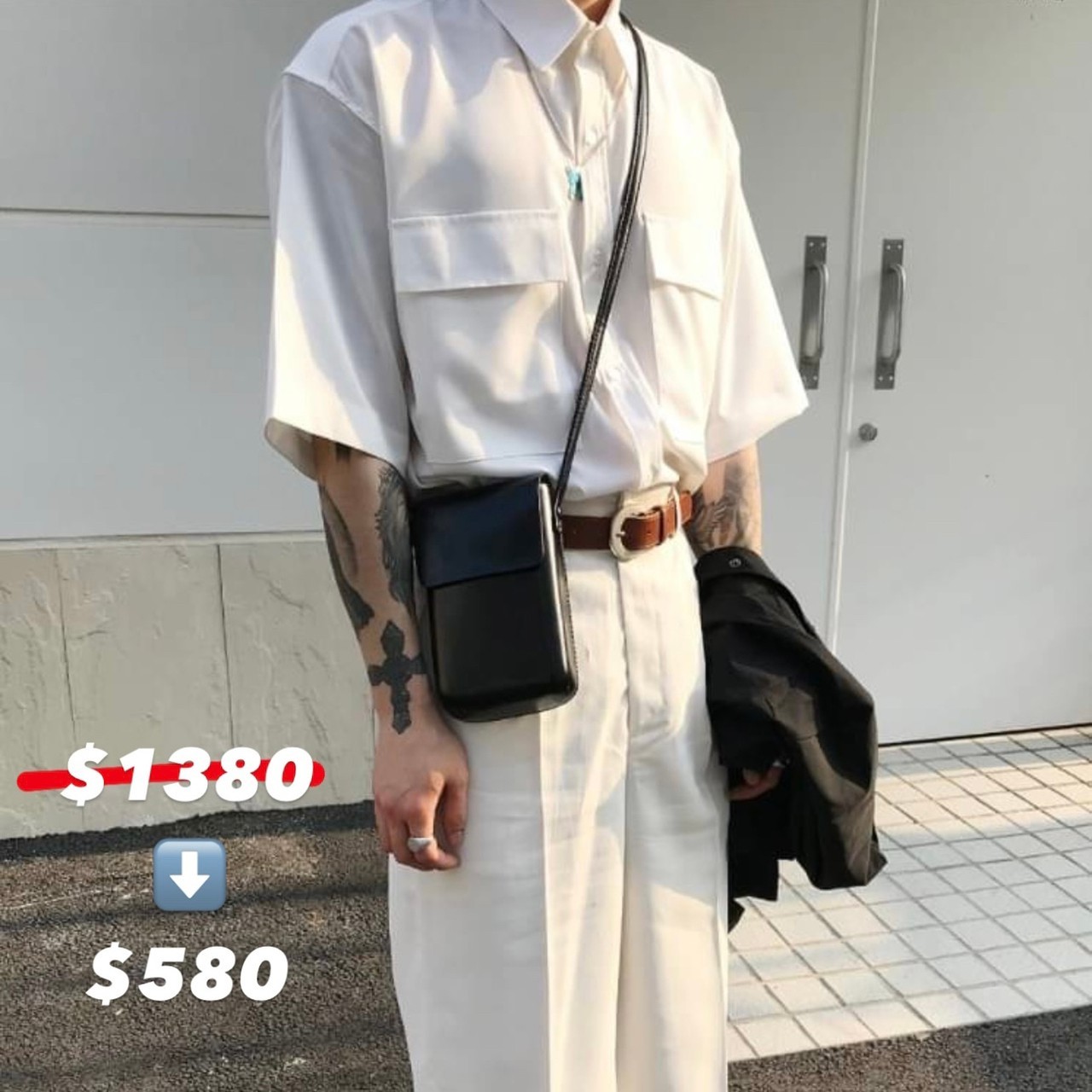 折扣 韓國製 質感黑色皮革小包 腰包 斜跨包 情侶款