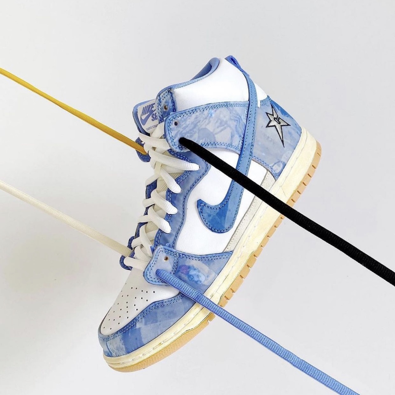 CARPET COMPANY × NIKE SB DUNK HIGH 