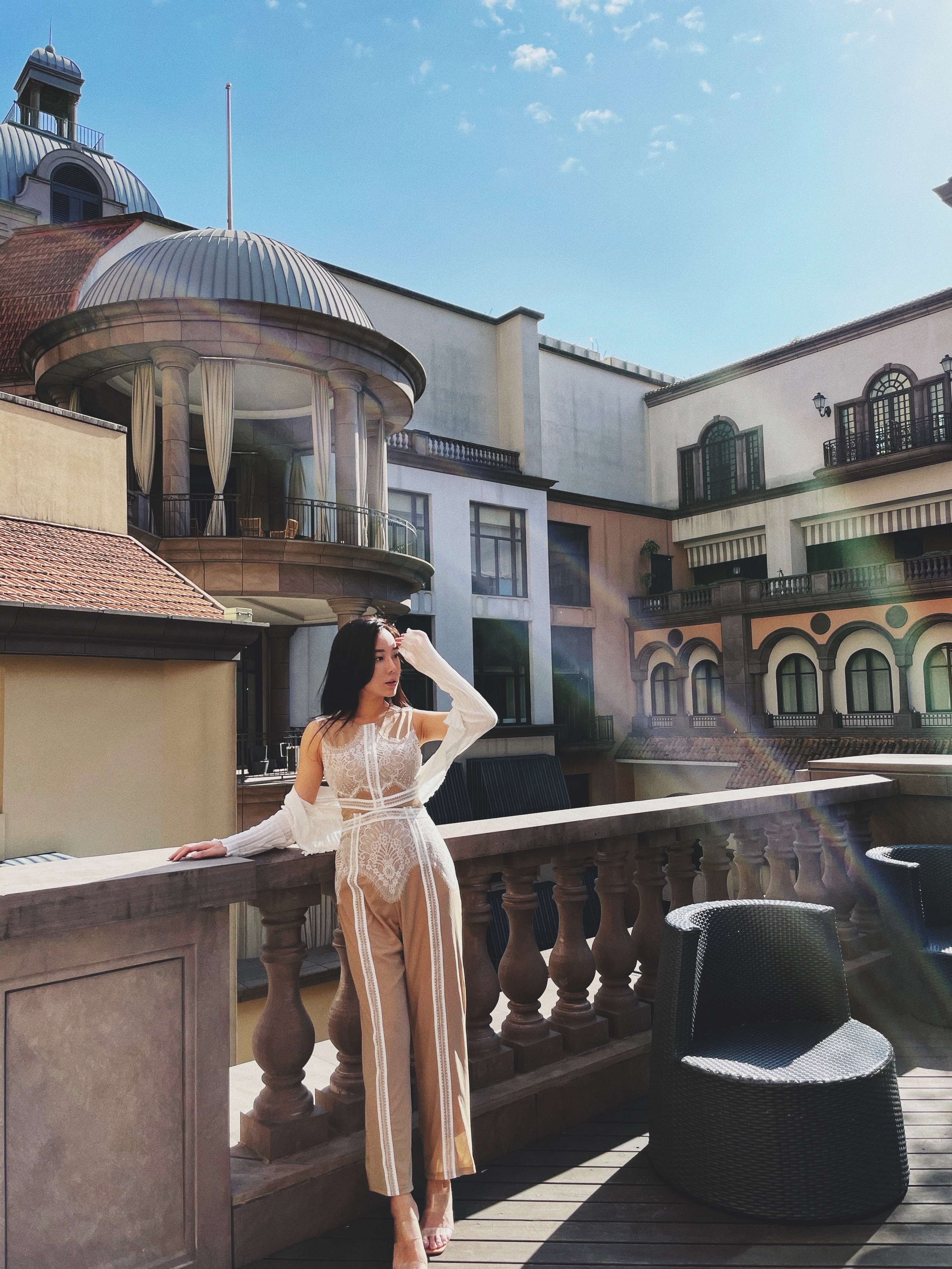 About us 無袖蕾絲連身長 /短褲