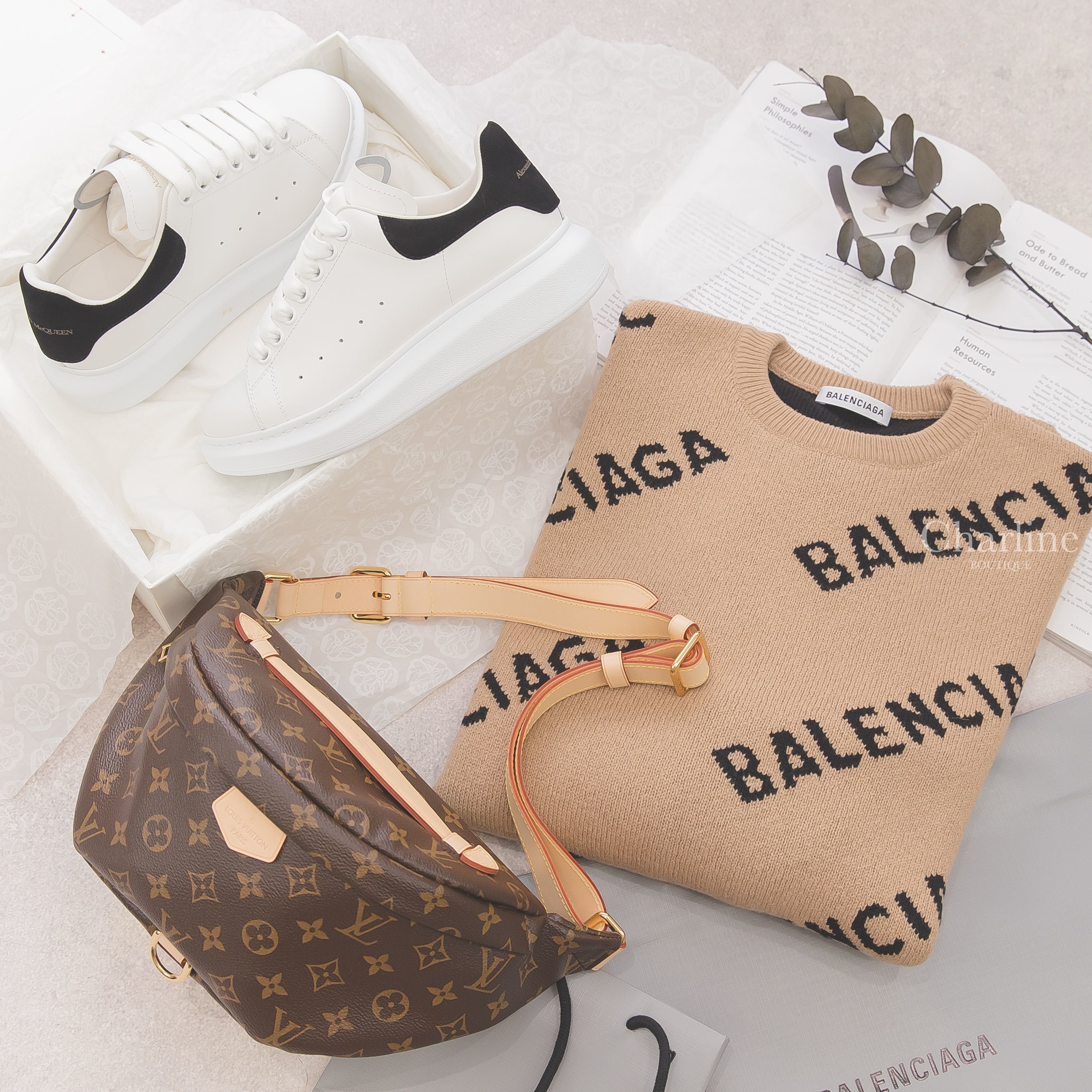 Balenciaga Knitwear 卡其色羊毛混紡長版長袖毛衣,Louis Vuitton Bum Bag 咖啡色手提腰包,Alexander McQueen Sneaker 白色黑麂皮小牛皮運動鞋-Charline Boutique 精品代購
