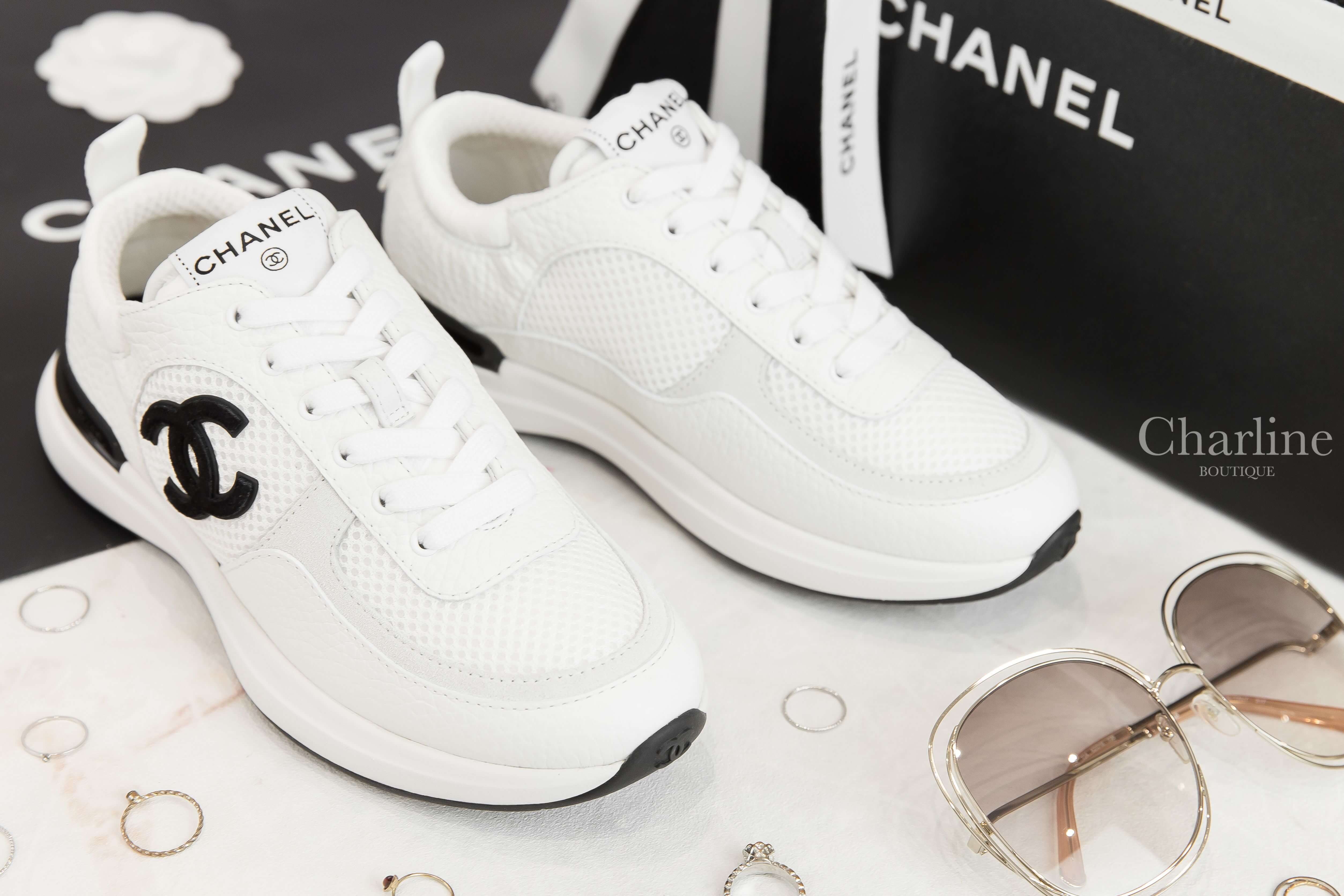 Chanel Trainers 白色黑CC小牛皮運動鞋-Charline Boutique 精品代購