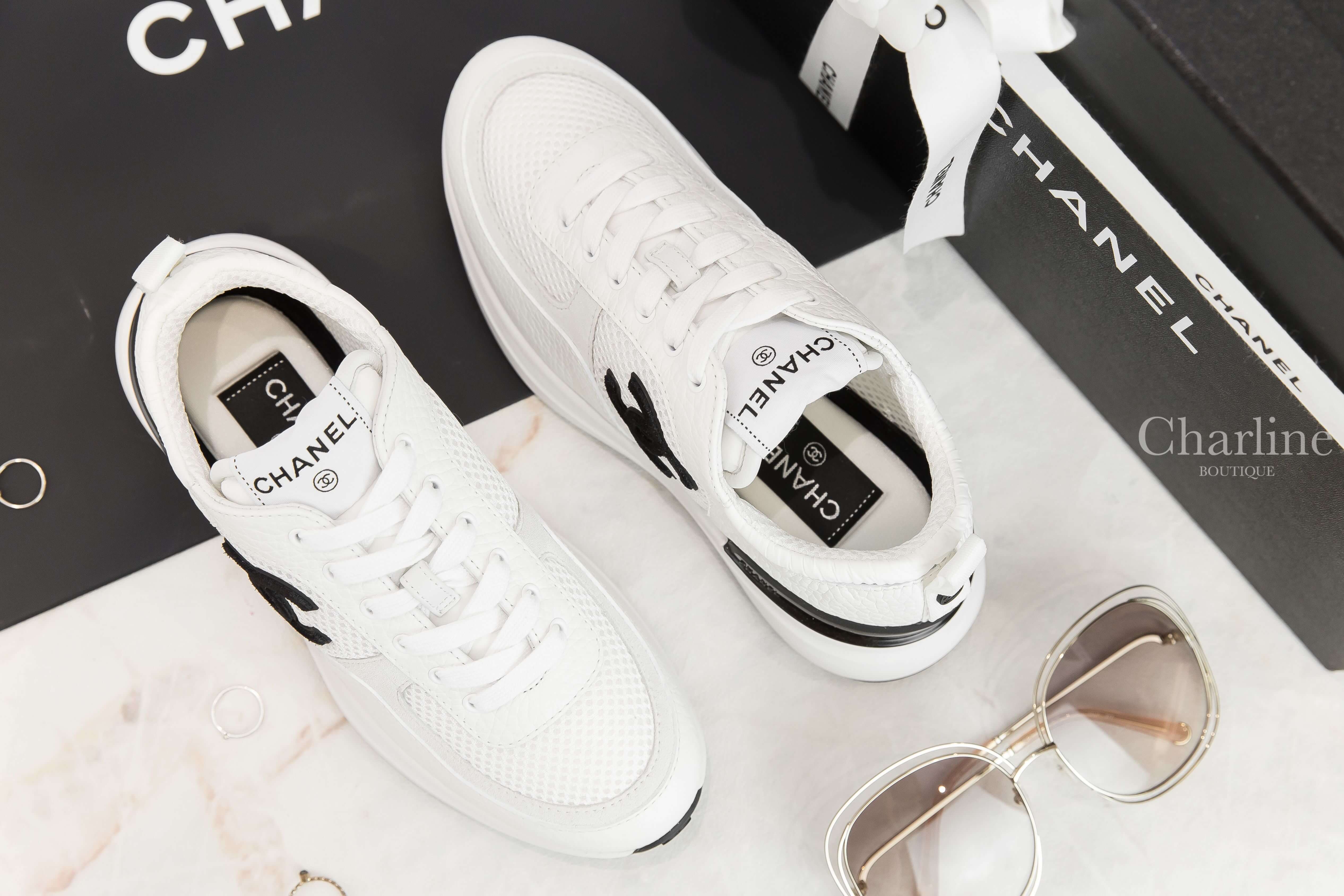 Chanel Trainers 白色黑CC小牛皮運動鞋-Charline Boutique 精品代購