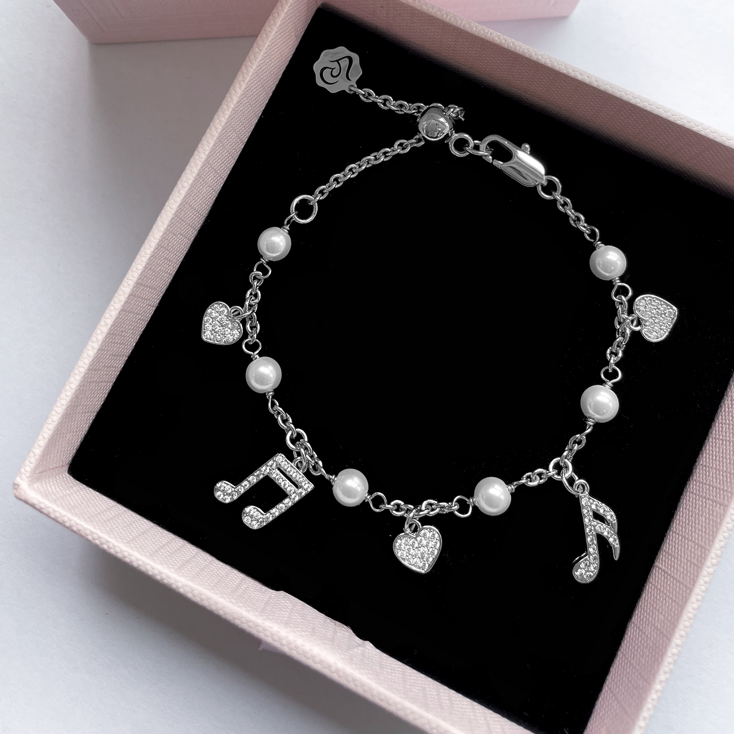 Music Note Crystal Pearl Bracelet (Silver)