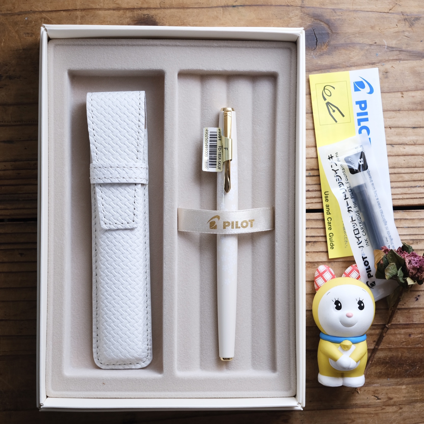 Lady White 鋼筆禮盒組 (櫻花/楓葉)｜日本 百樂 14K金