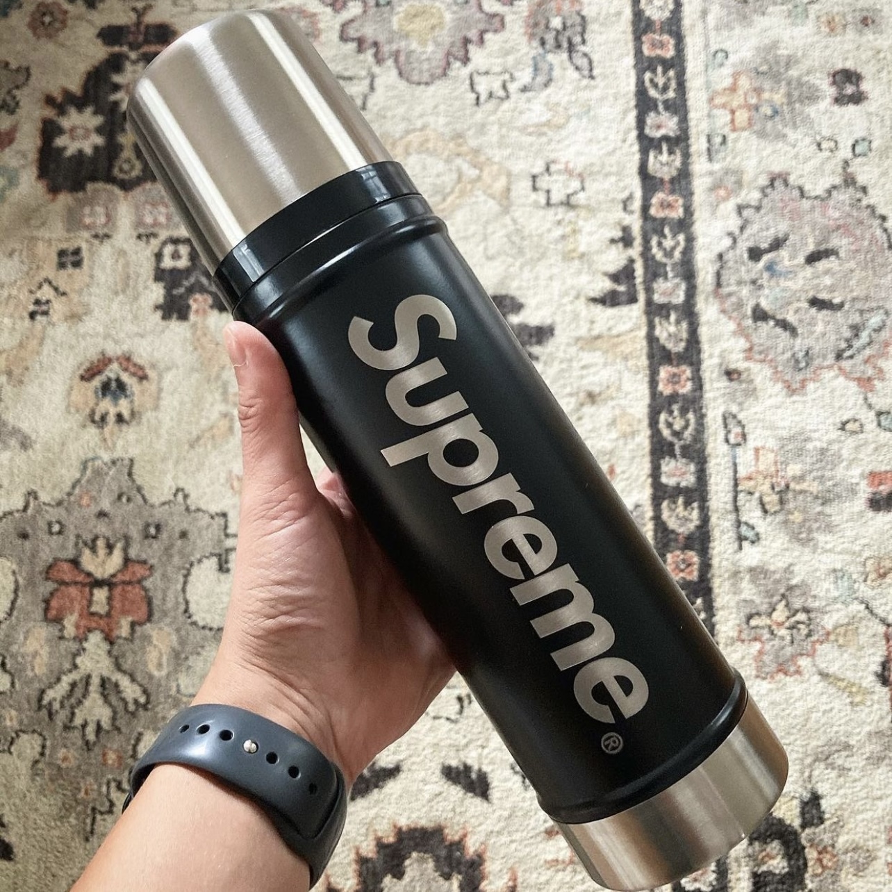 Supreme / Stanley® 20 oz. Vacuum Insulated Bottle 真空保溫瓶