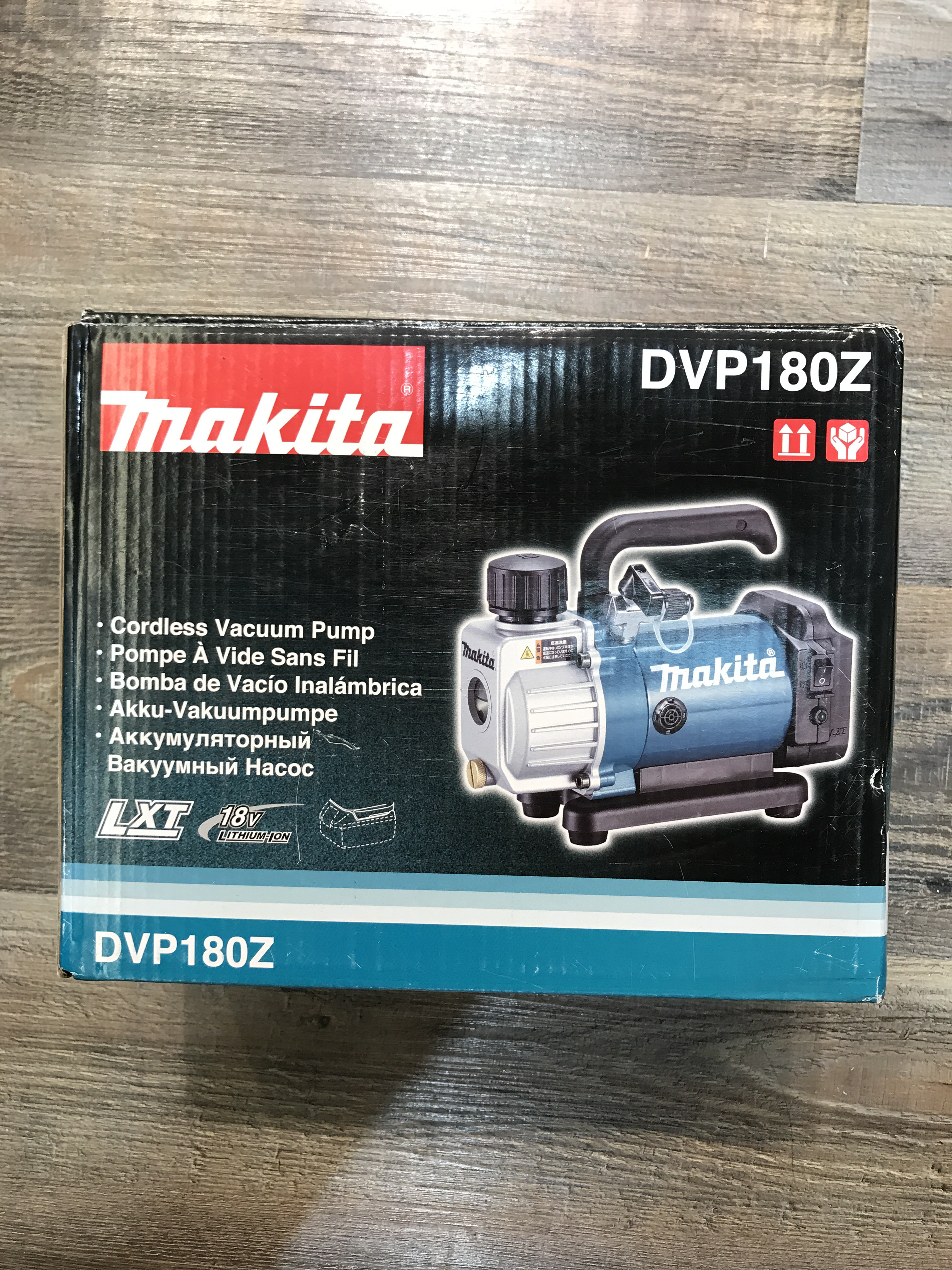 Makita牧田 DVP180Z 18V無線真空泵價格調整(牧田)： 達人店益街坊，牧田12v套裝及部份18v產品以最貼近成本優惠價發售，若供應商日後有任何價錢調整，本店將會自行跟隨而不作另行通知。(以供貨價為準)