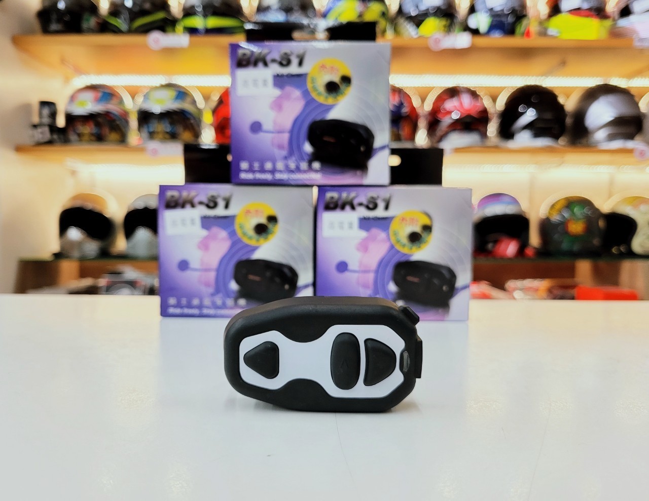 BIKECOMM 騎士通 BKS1 主機 彩貼