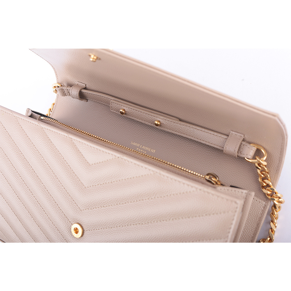 V紋荔枝皮金色LOGO WOC 斜背包(深米色)