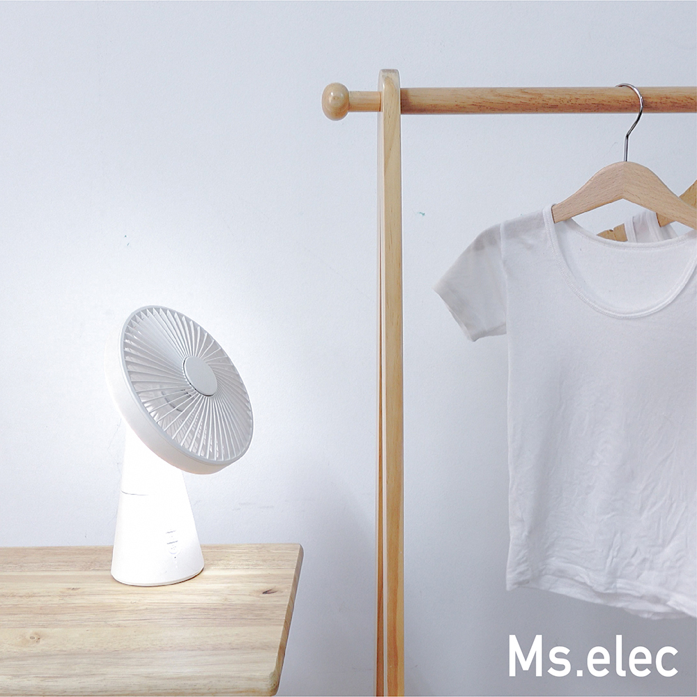 LED循環涼風桌扇 (四段風力/環燈夜光/自由旋轉/舒眠自然風/香薰擴散)