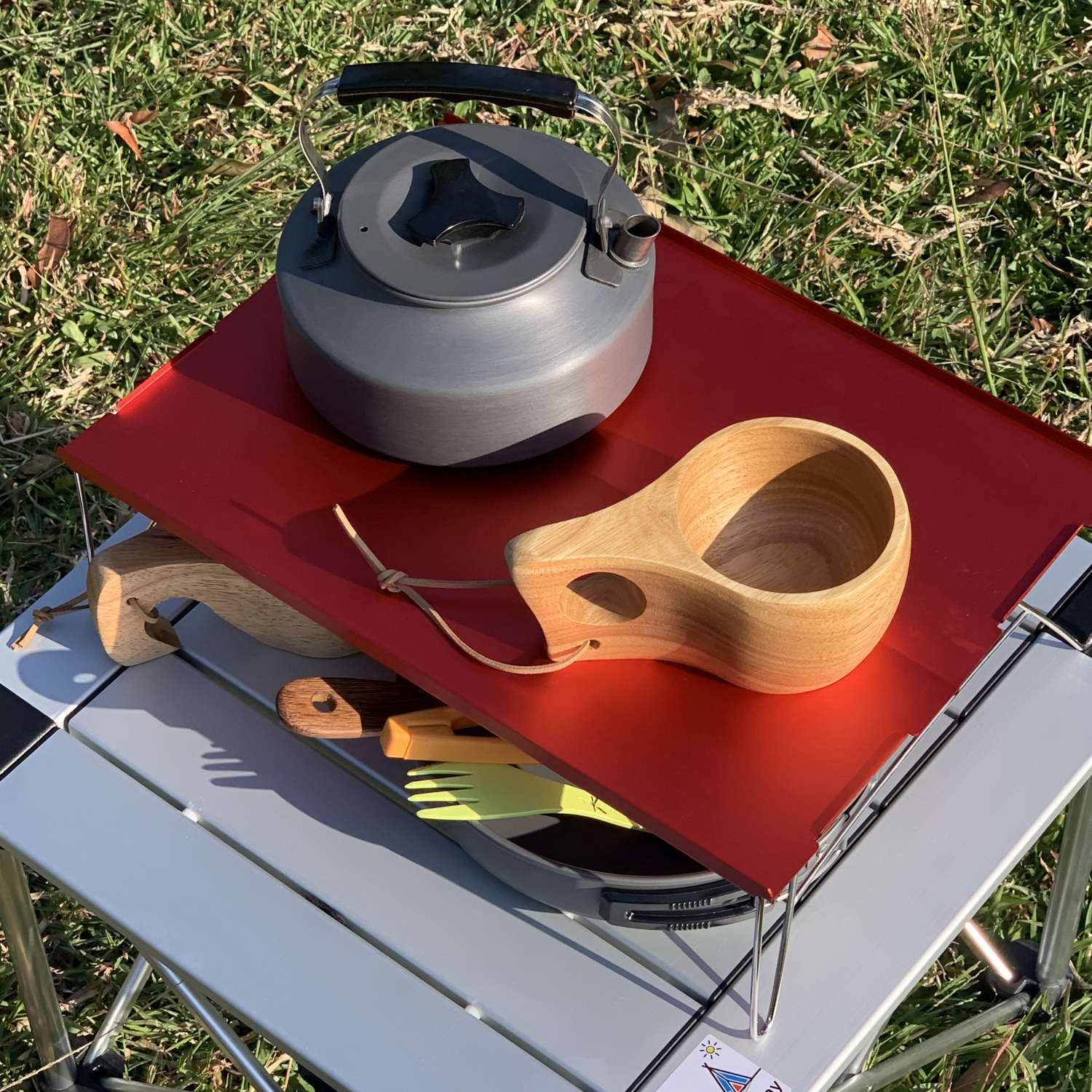 超輕鋁合金摺疊桌 | 四色選擇 | 附送收納袋 (逢星期日截單後7-14個工作天發貨)