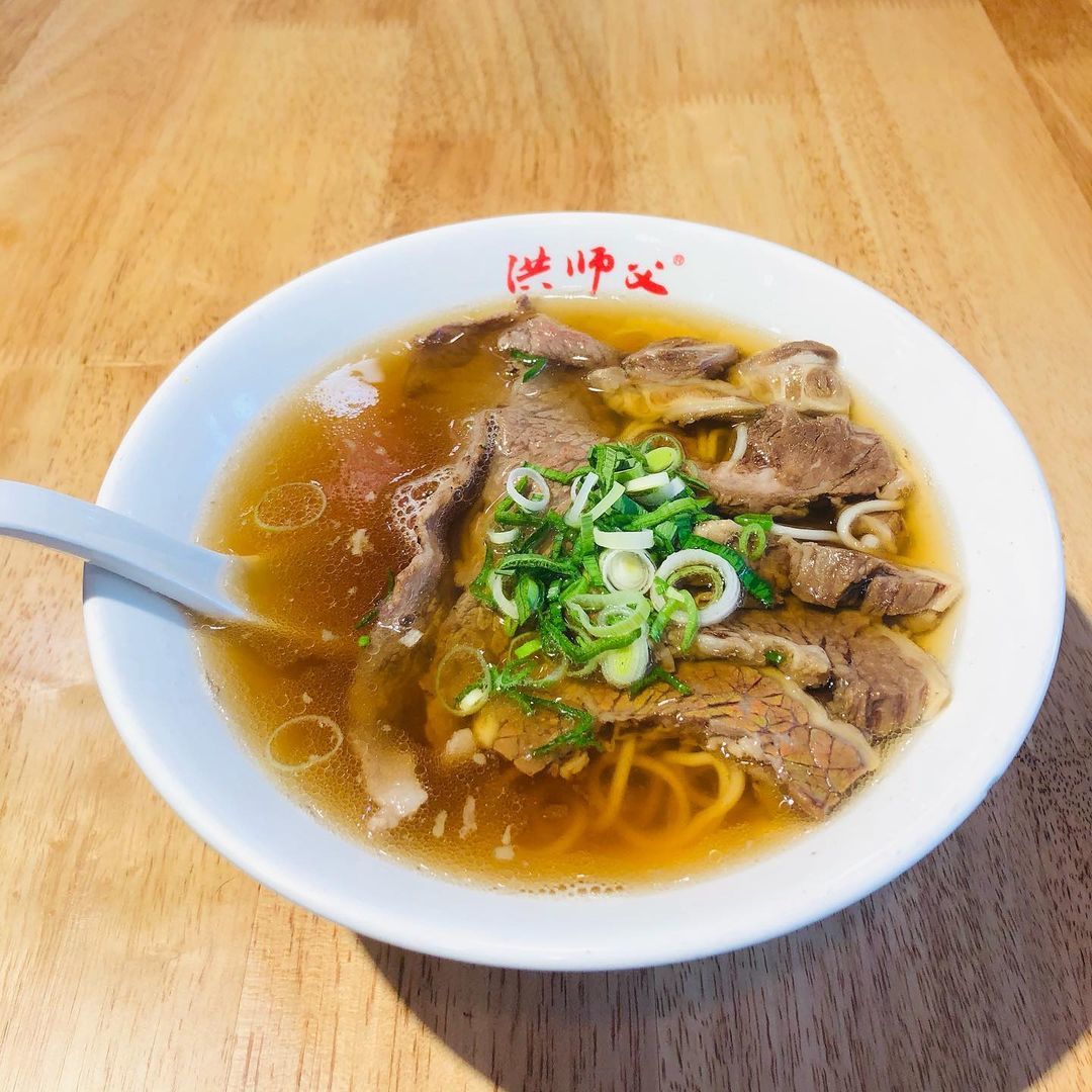 台北洪師父牛肉麵推薦
