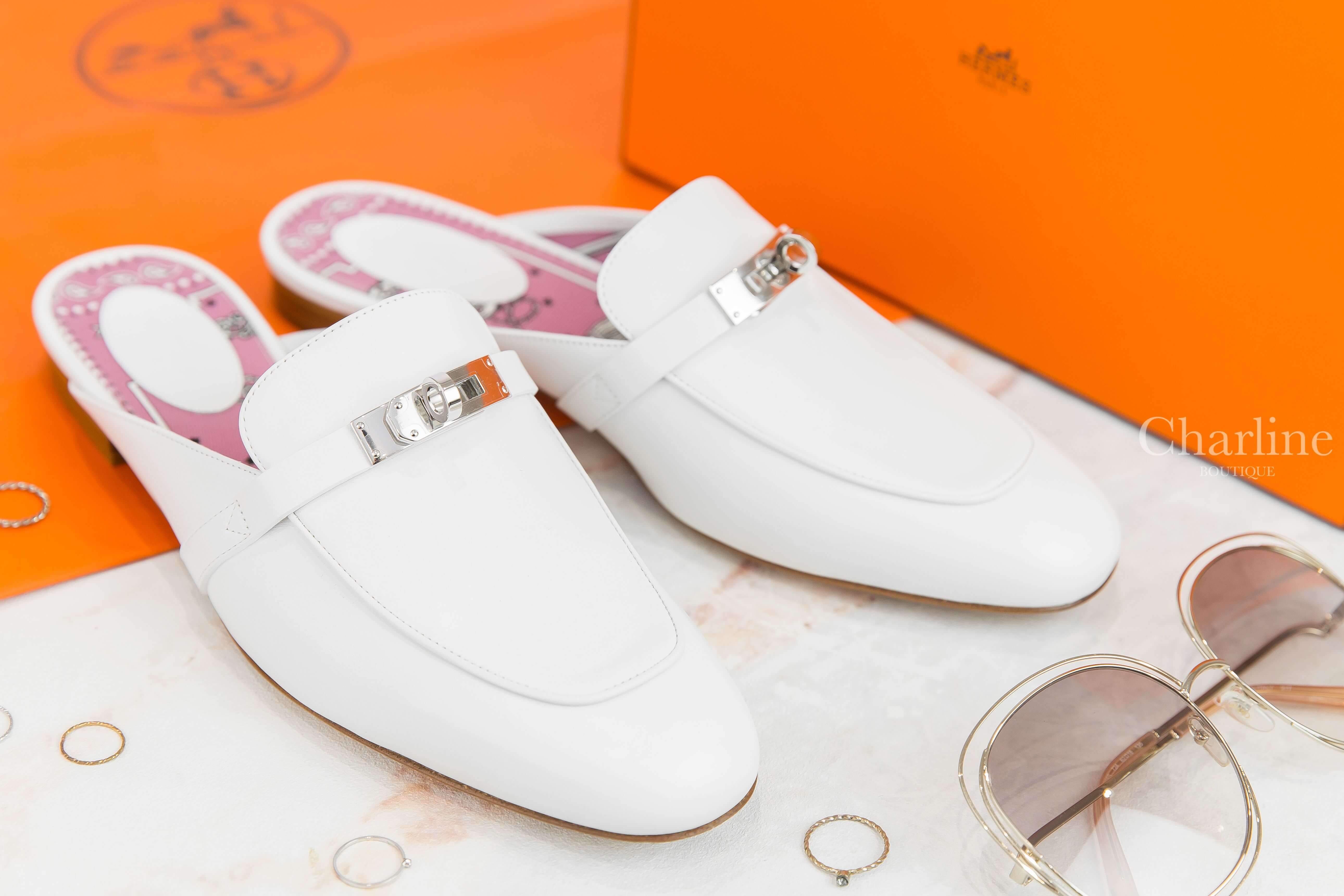 Hermès Oz Mule 白色銀釦粉色內裡牛皮平底穆勒鞋-Charline Boutique 精品代購