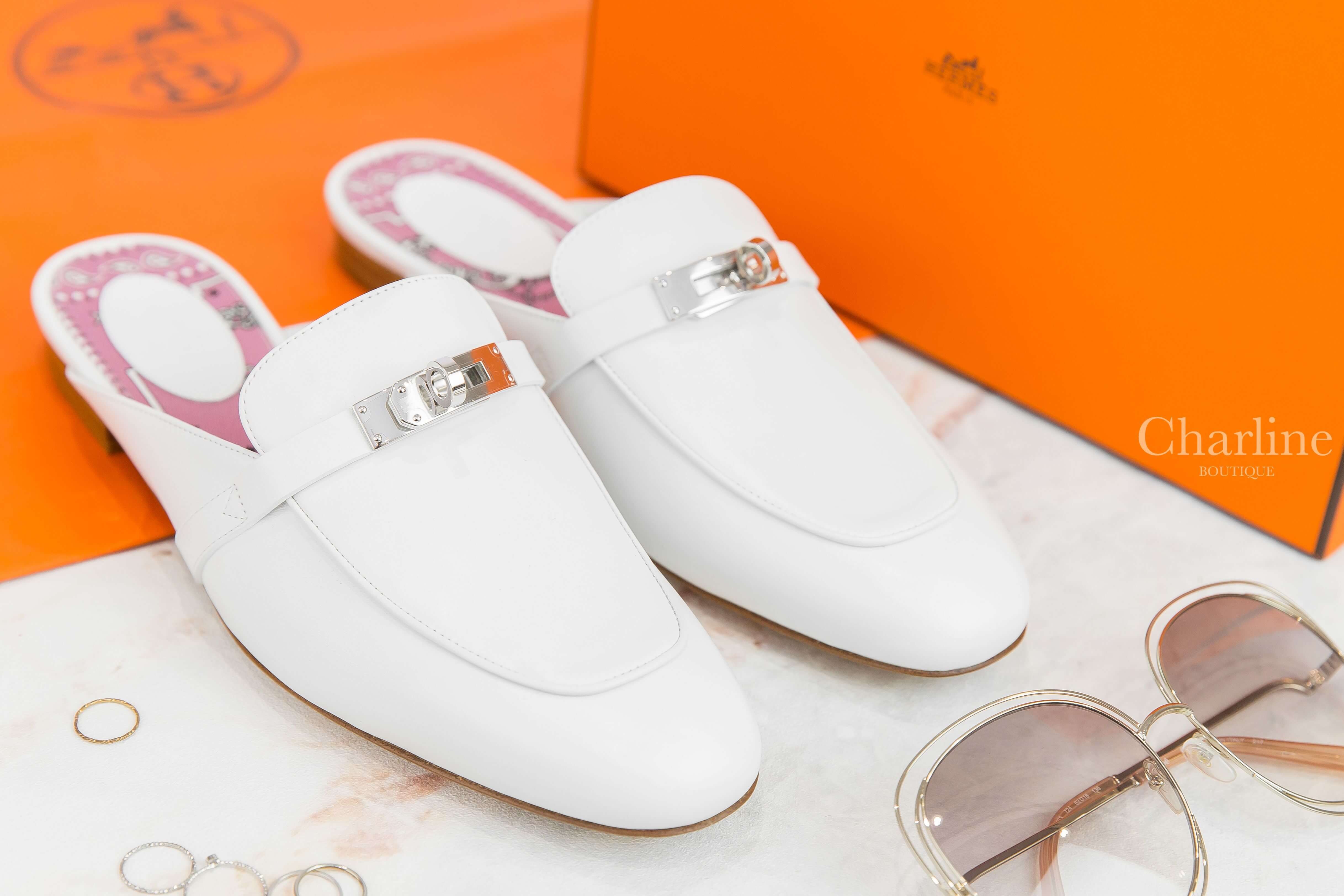 Hermès Oz Mule 白色銀釦粉色內裡牛皮平底穆勒鞋-Charline Boutique 精品代購