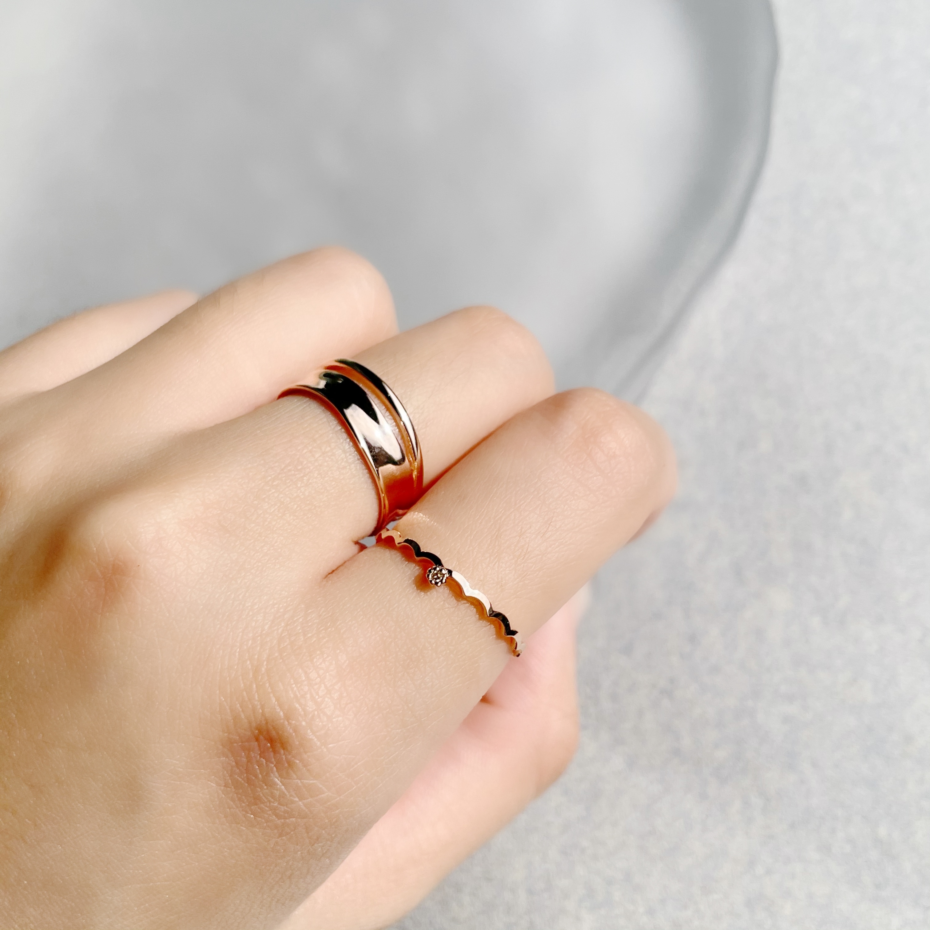 14k 波浪單顆迷你真鑽細戒