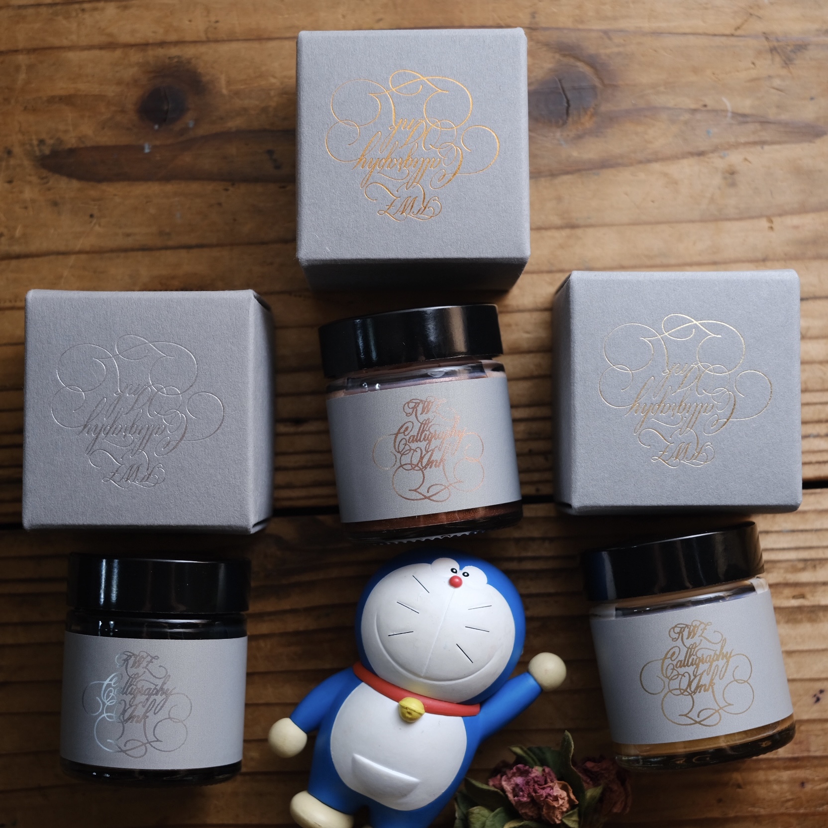 KWZ  沾水筆金粉墨水 Calligraphy Ink