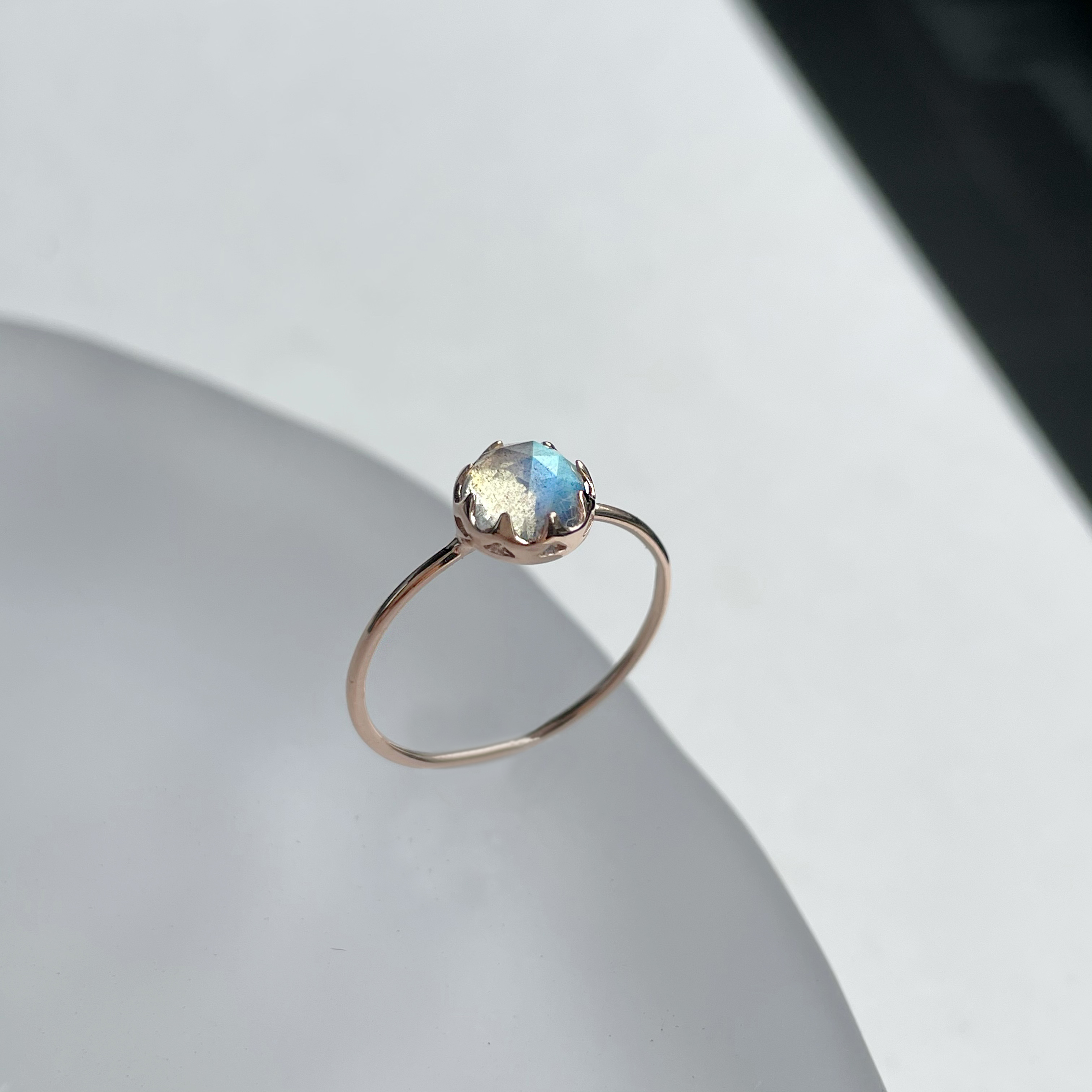 Castle Rosecut拉長石細戒