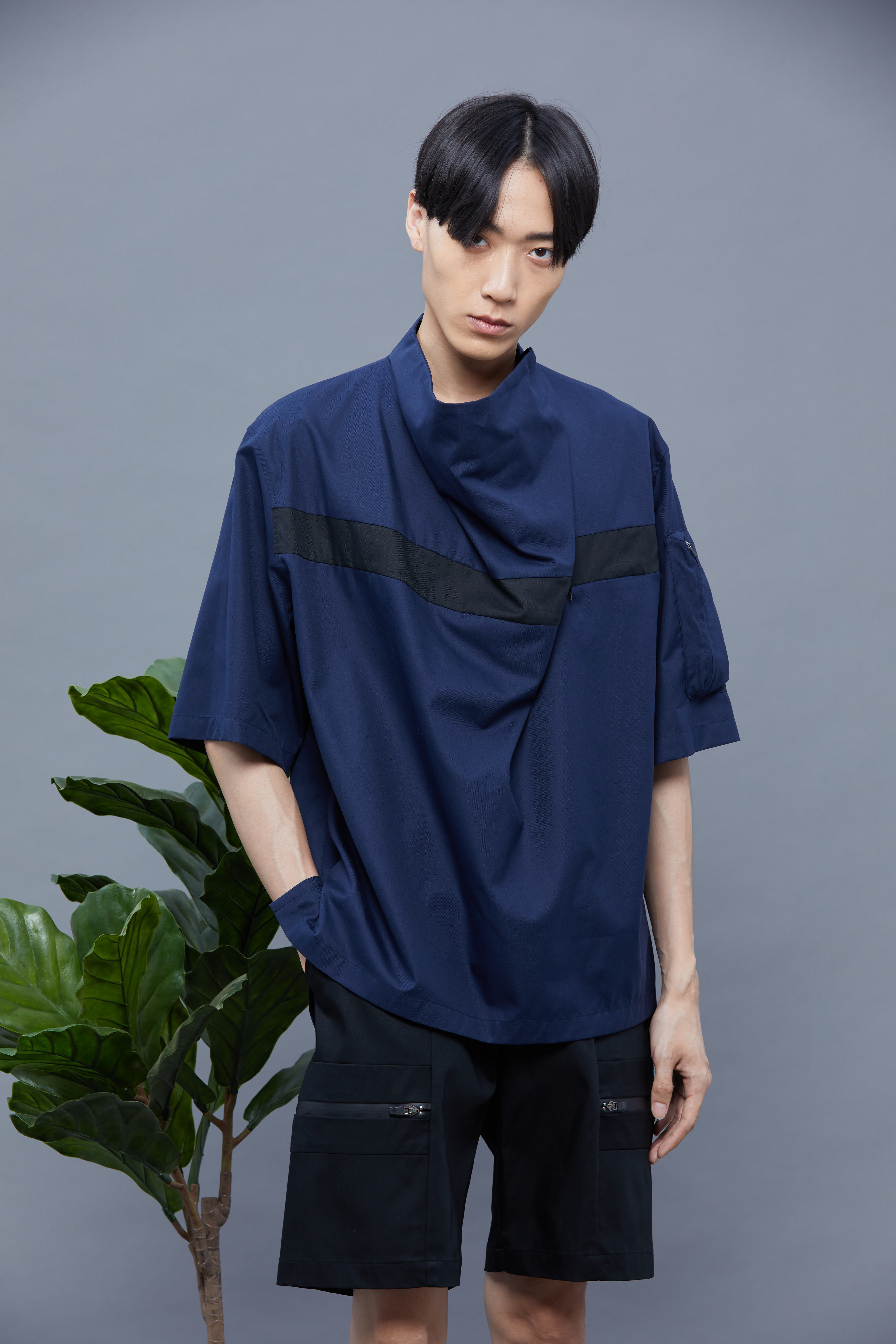 寬領短袖有機棉上衣 - 藏青