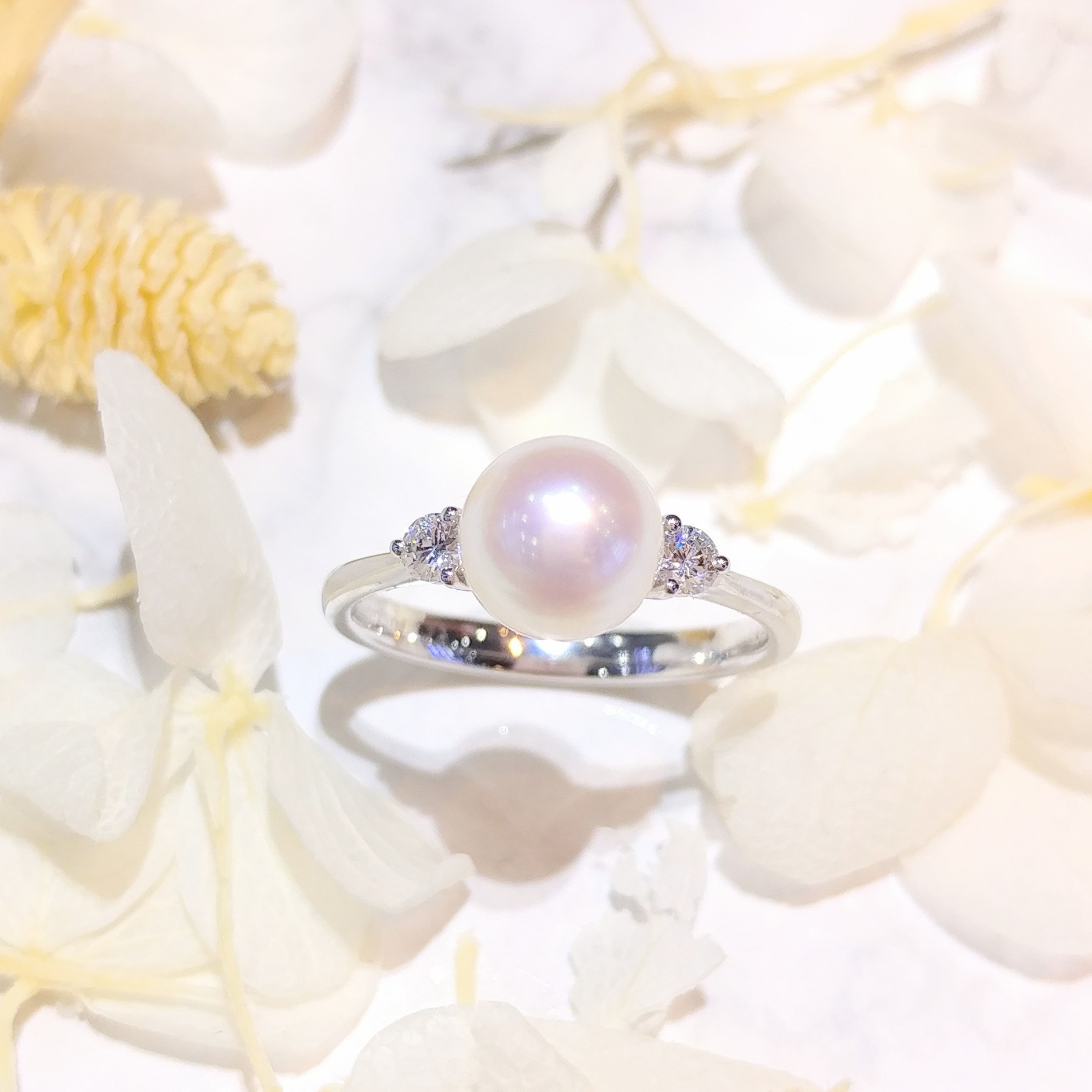 全新18K白金珍珠配12份鑽石戒指