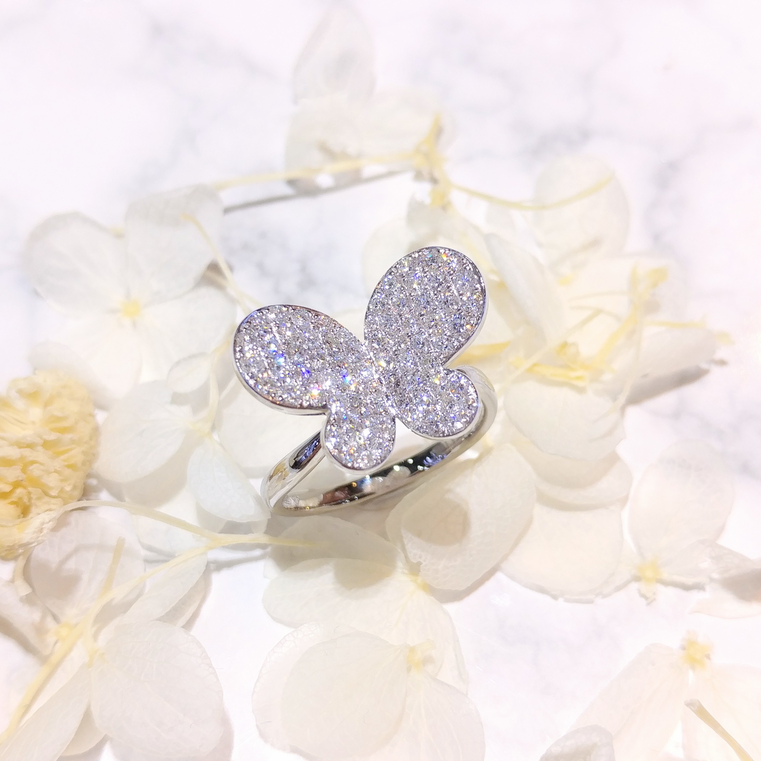 18K White Gold 1.15ct Diamond Ring