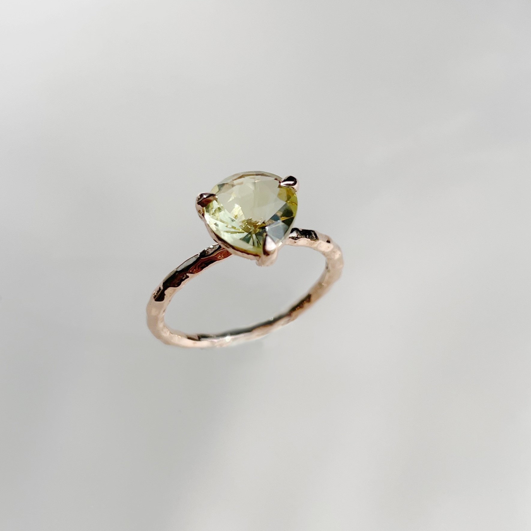 鑽面胖胖心檸檬晶戒指