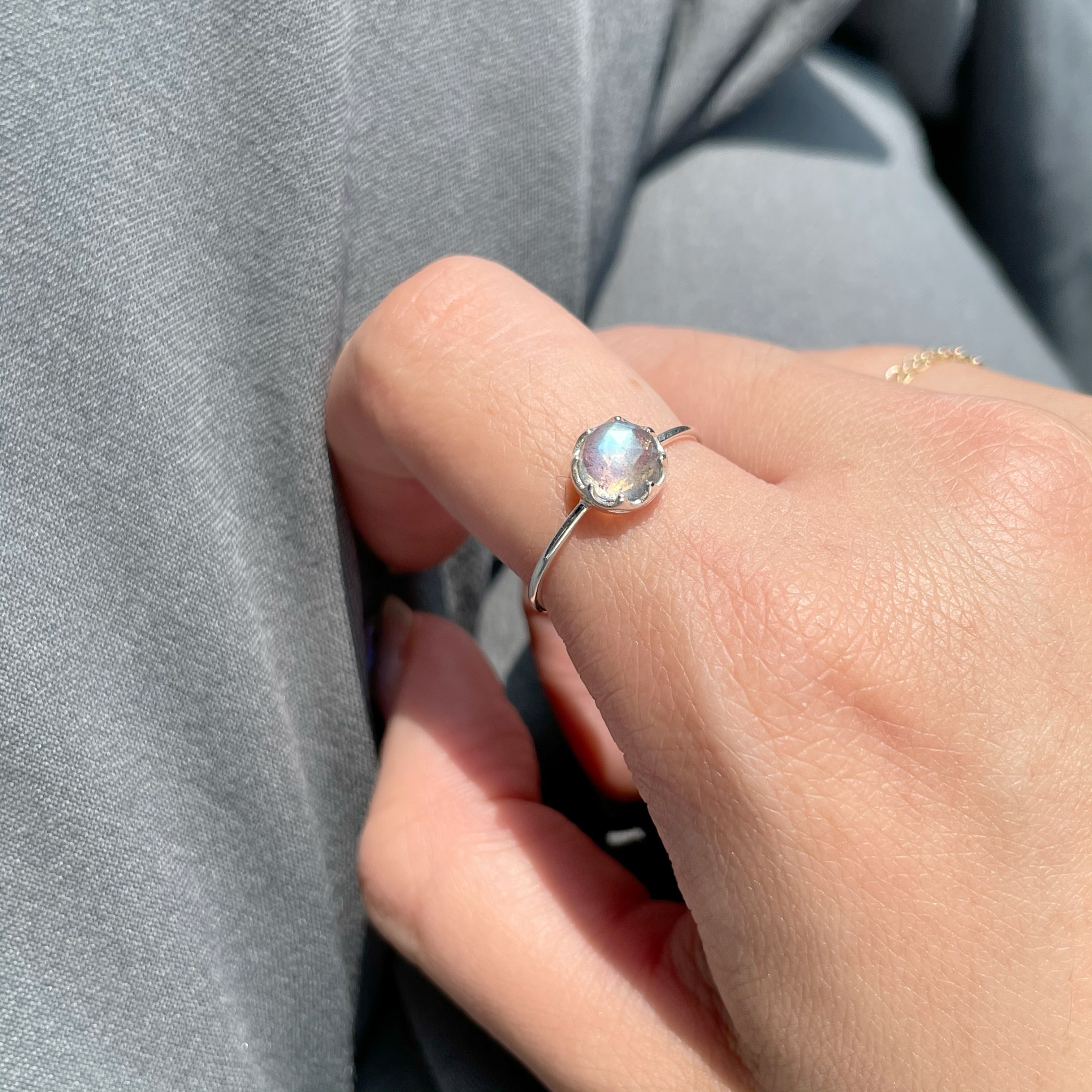 Castle Rosecut拉長石細戒