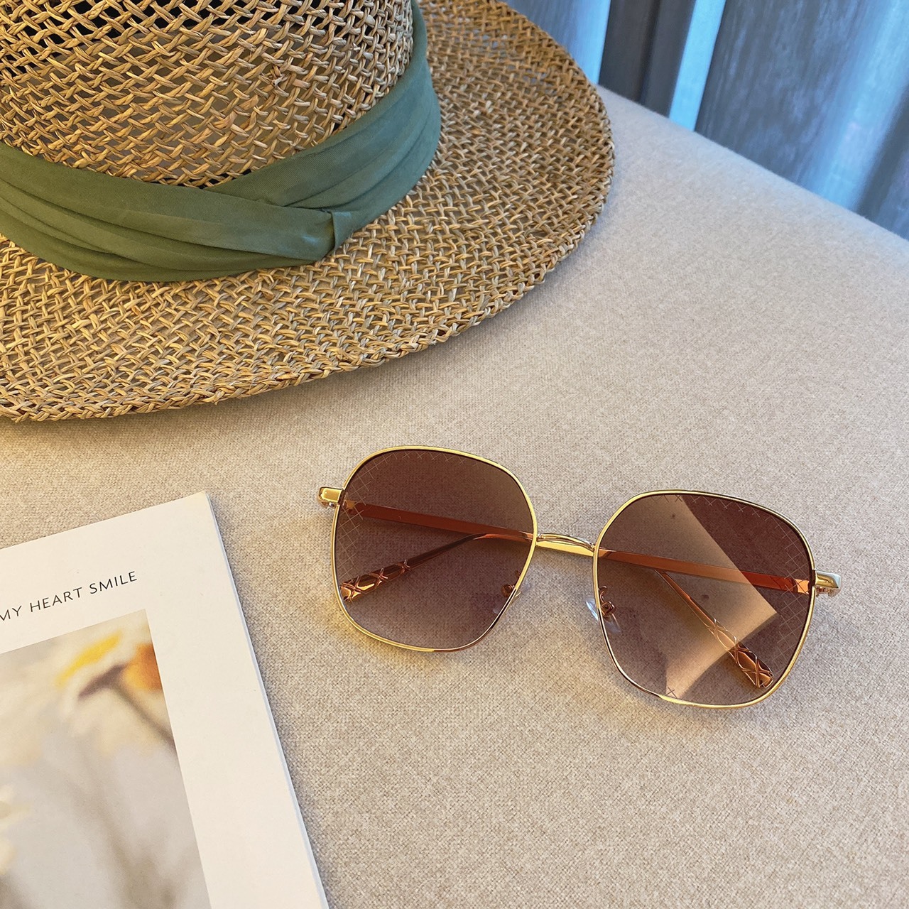 S0124252菱格花紋金屬框墨鏡/三色