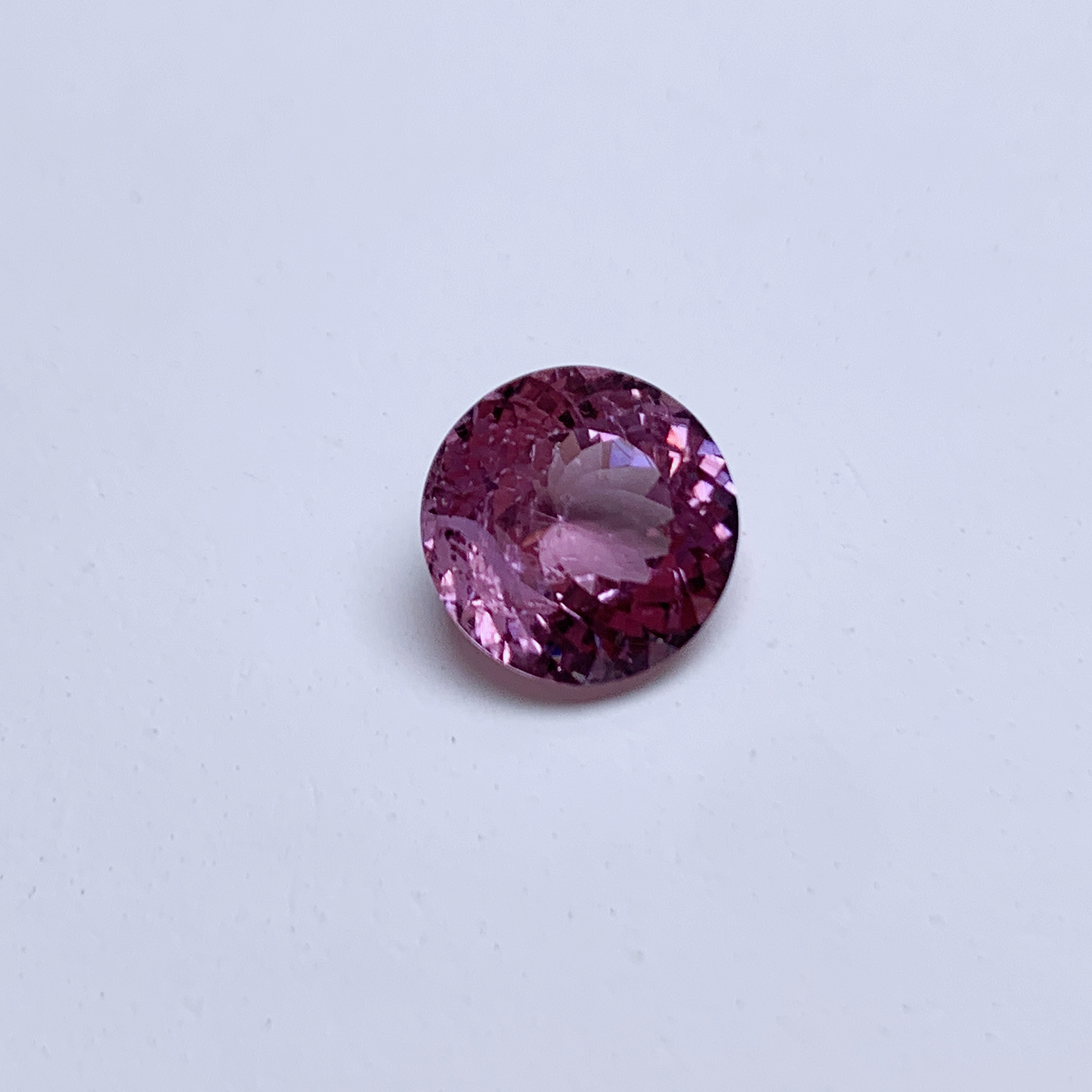 4.57ct 圓形尖晶石