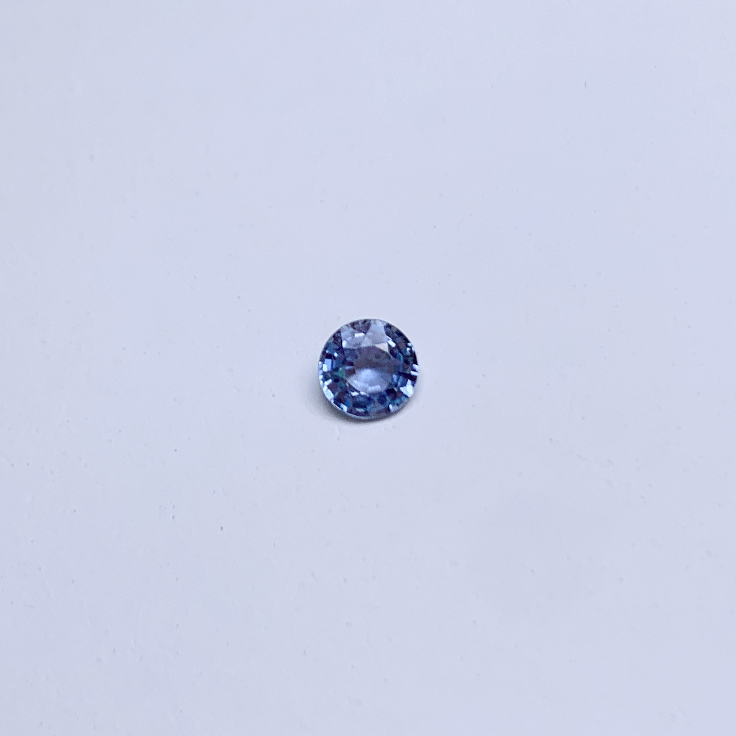 1.05ct 圓形藍寶石