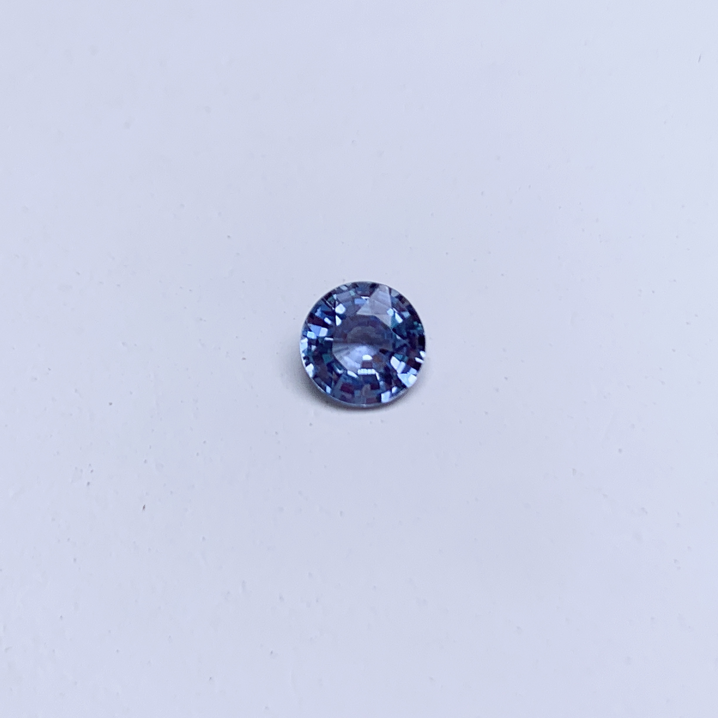 1.05ct 圓形藍寶石