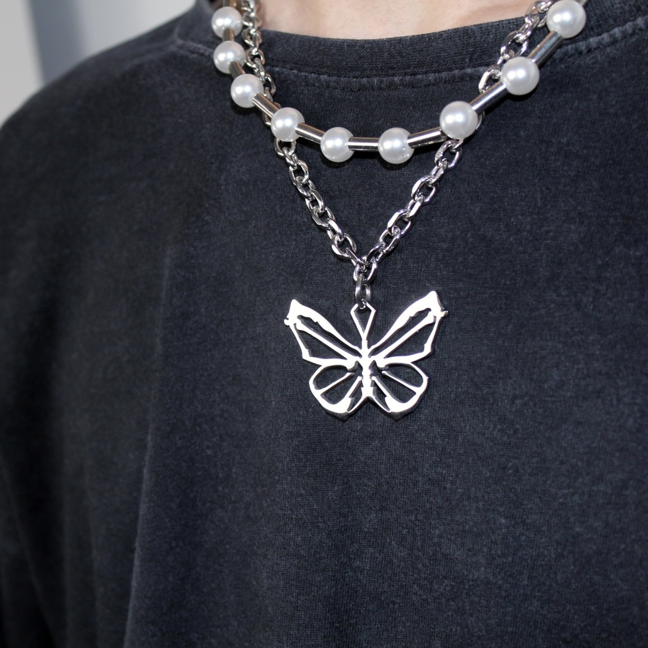 [現貨] RENAISSANCE 004 鏤空蝴蝶 項鍊 鈦鋼 Skull butterfly necklace