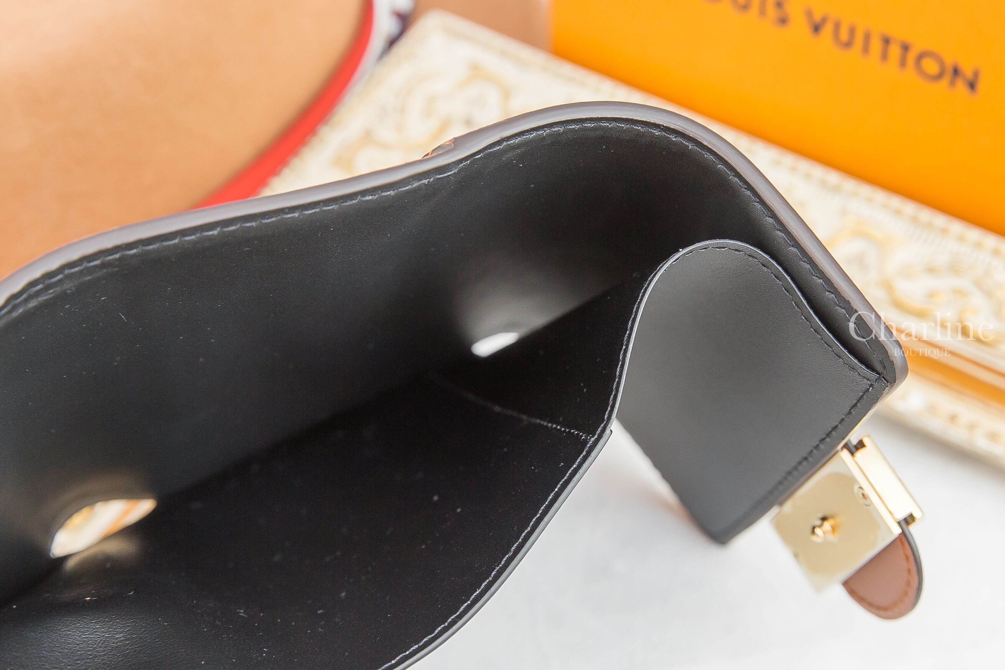 Louis Vuitton Dauphine Compact Wallet 咖啡色/焦糖拼色金色LV Logo三折短夾-Charline Boutique 精品代購