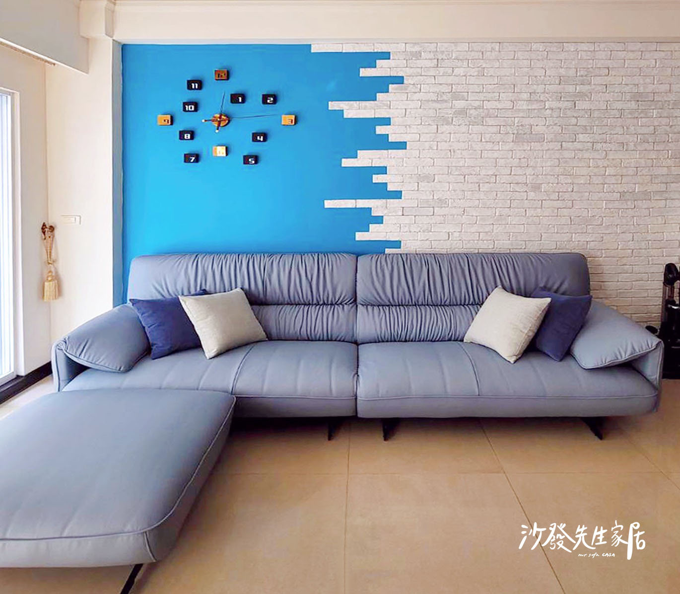 安東尼沙發由義大利進口NAPPA小牛皮所製，皮面質感柔軟、親膚不粗糙