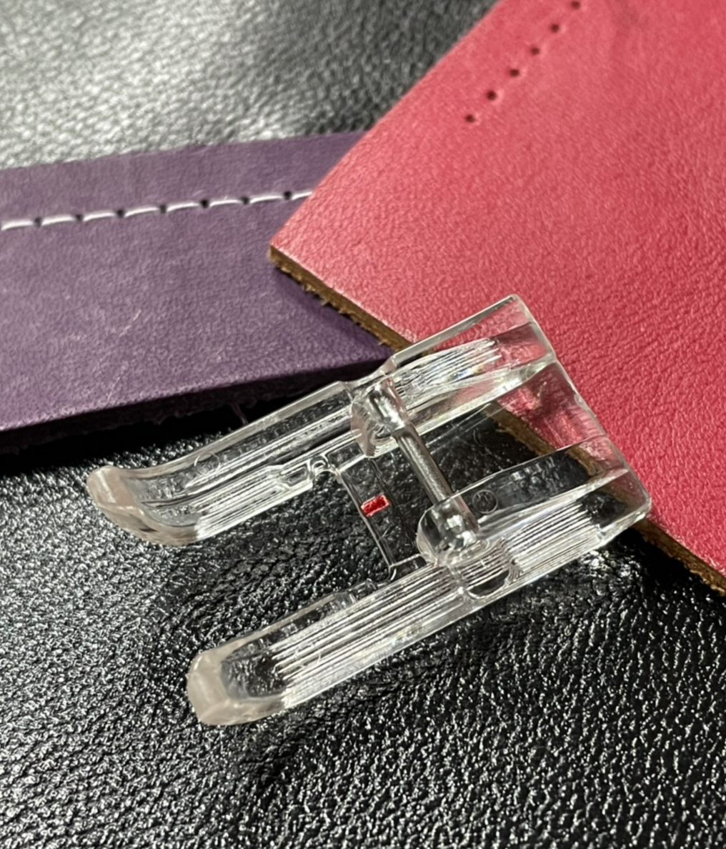 紅線導縫前開式密針縫壓布腳