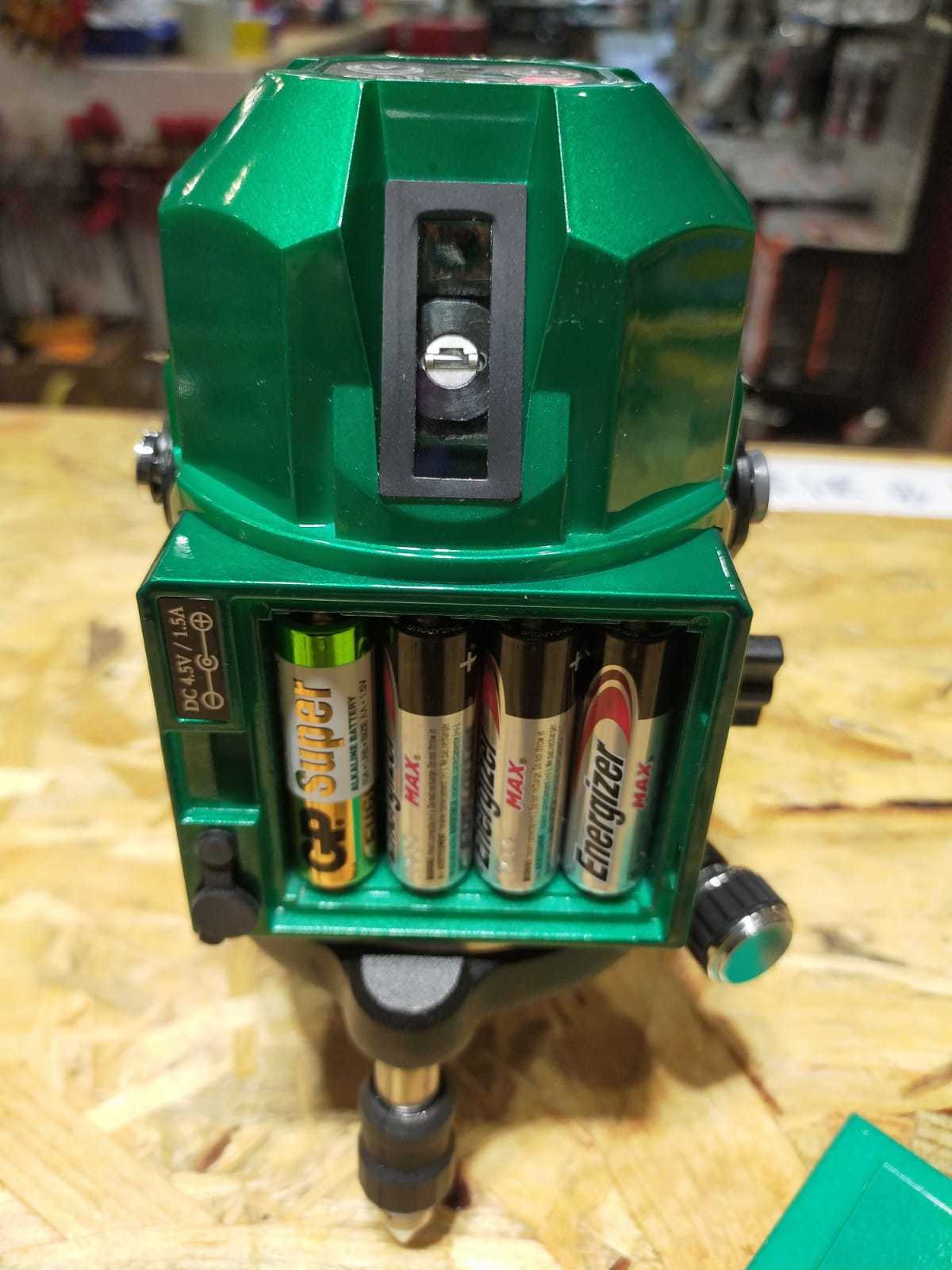 台灣木井方   4V1H / 電池 綠光 兩用電平水儀 GL5-B1 8X