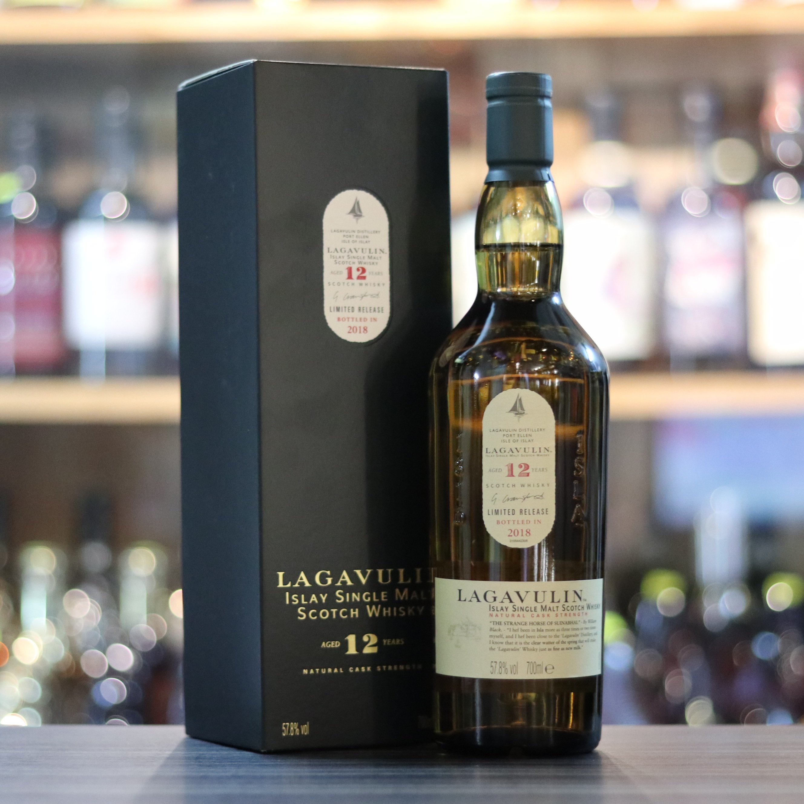 Lagavulin 12 Year Old Cask Strength 2018 Release - 70cl/57.8%