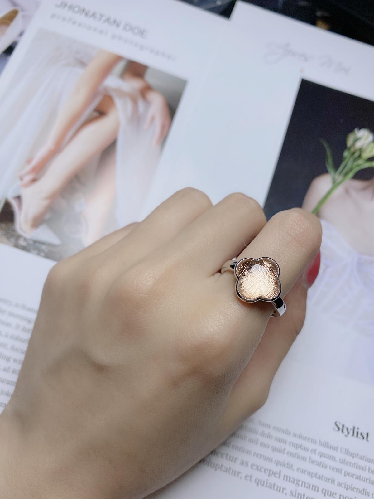 天鐵大四葉草戒指