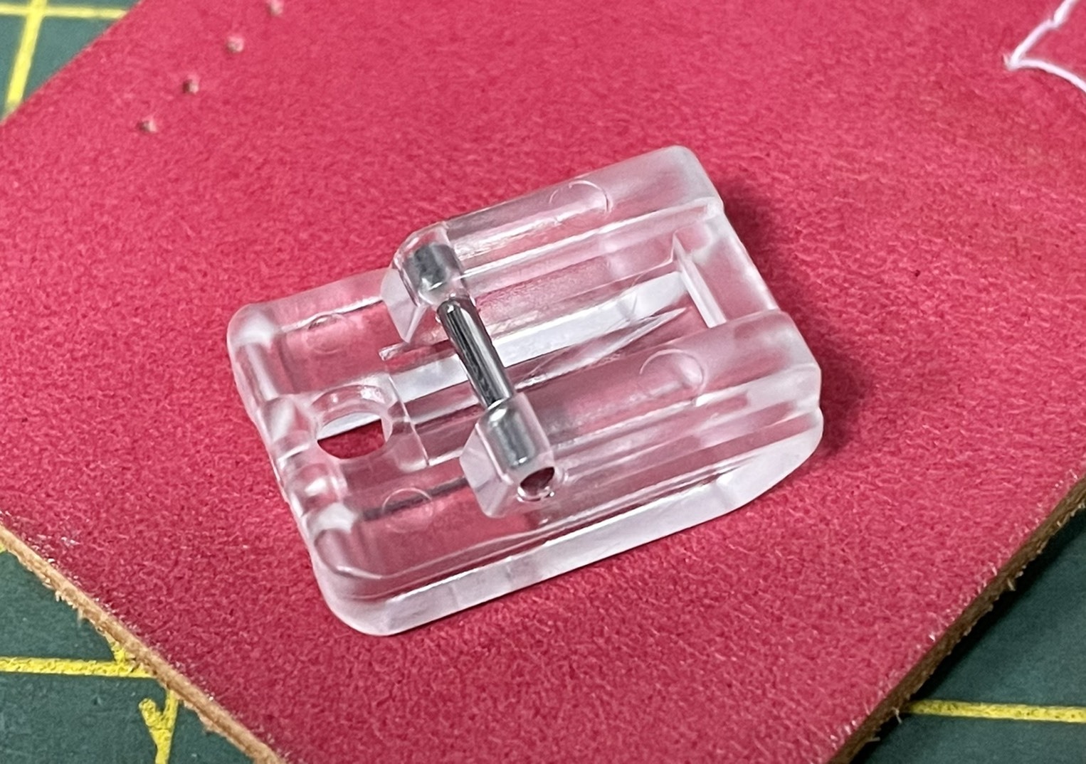 縫紉機隱形拉鍊壓布腳（透明）