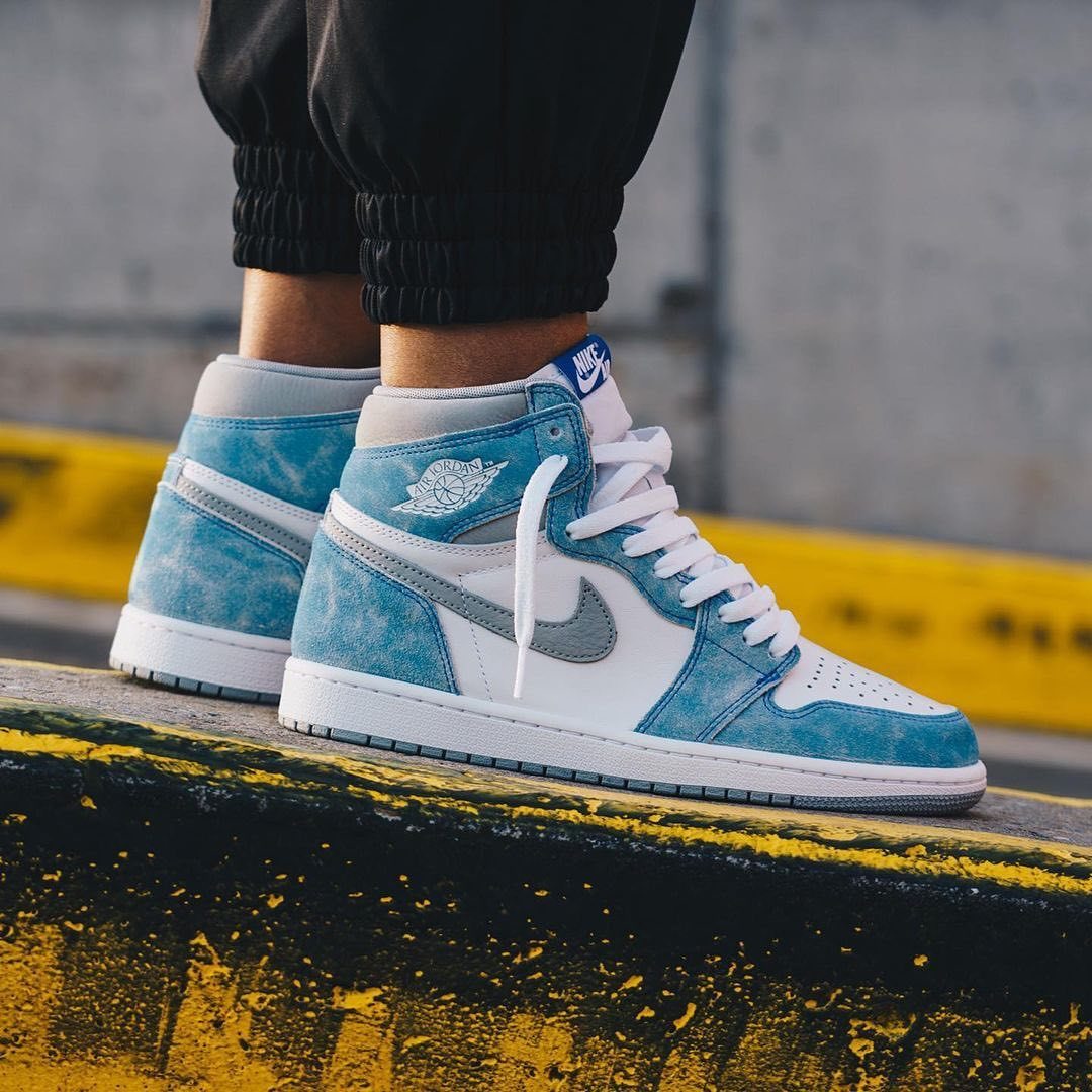jordan 1 hyper royal white