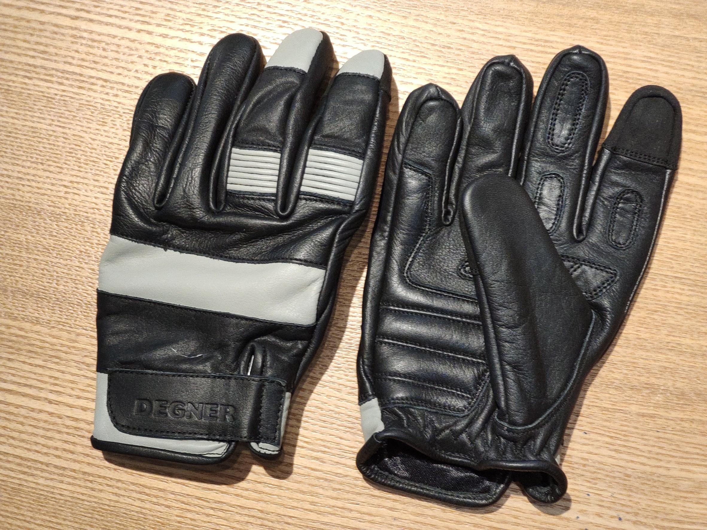 DEGNER TG-73 黑灰 皮手套
