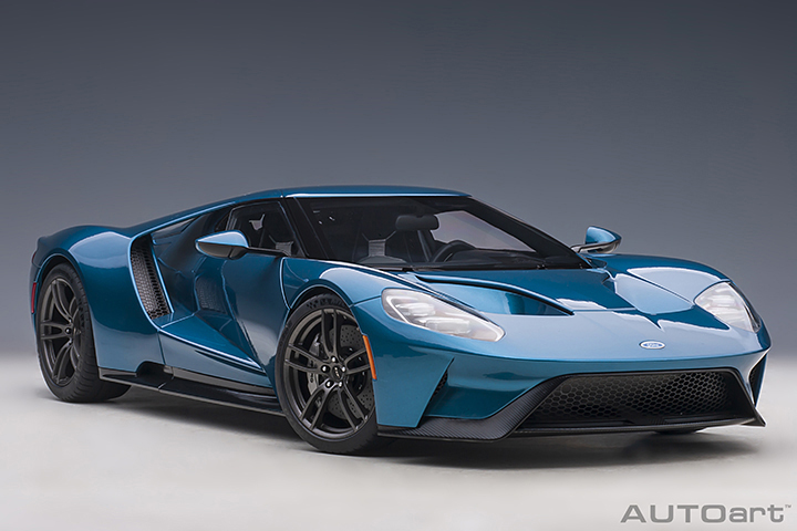 1/12  AUTOART FORD GT 2017 (Liquid Blue) (12107)