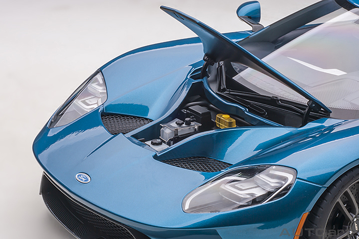 1/12  AUTOART FORD GT 2017 (Liquid Blue) (12107)