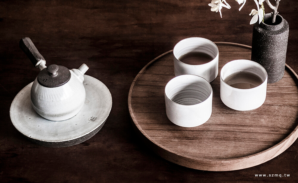 上作美器手握杯 上作美器手握杯